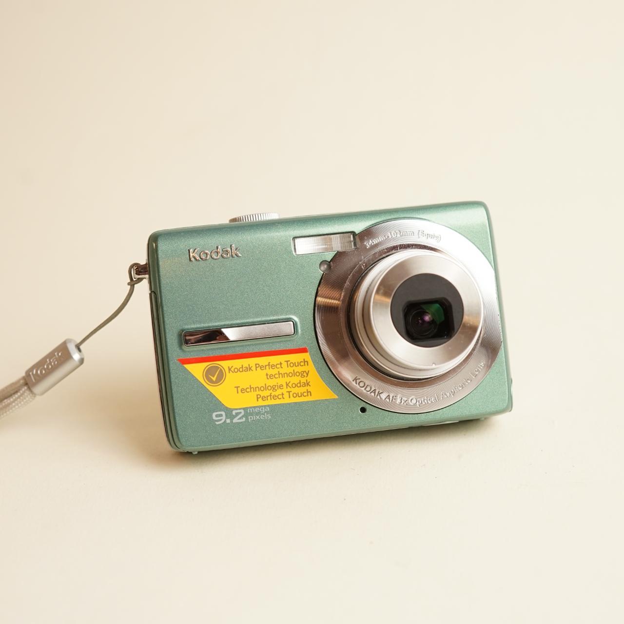 Kodak EasyShare M320 Digital Camera | 9.2MP | Tested & Working | Seafoam Blue