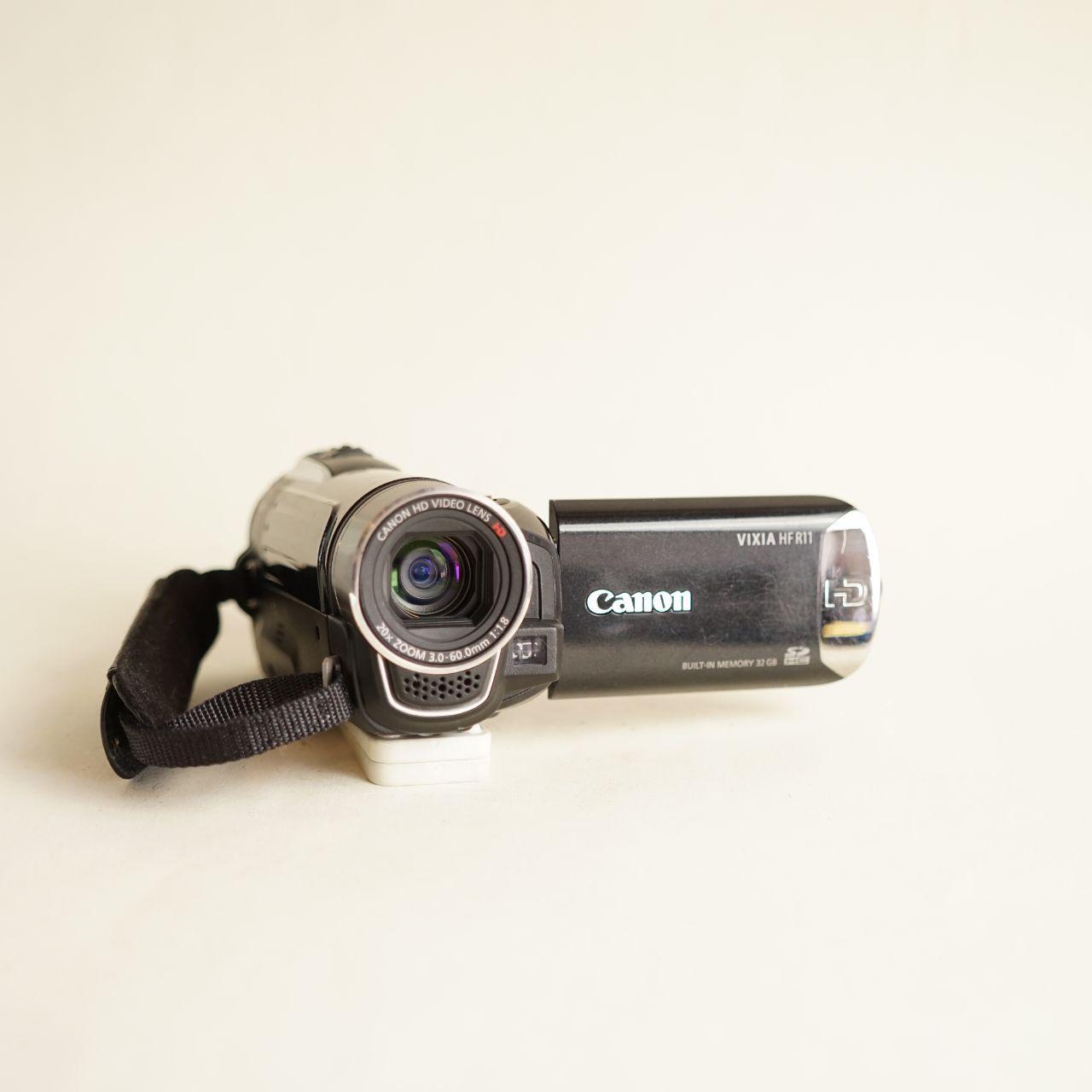 Canon Vixia HF R11 Digital Camcorder | 32GB Internal Memory | Tested & Working | Black