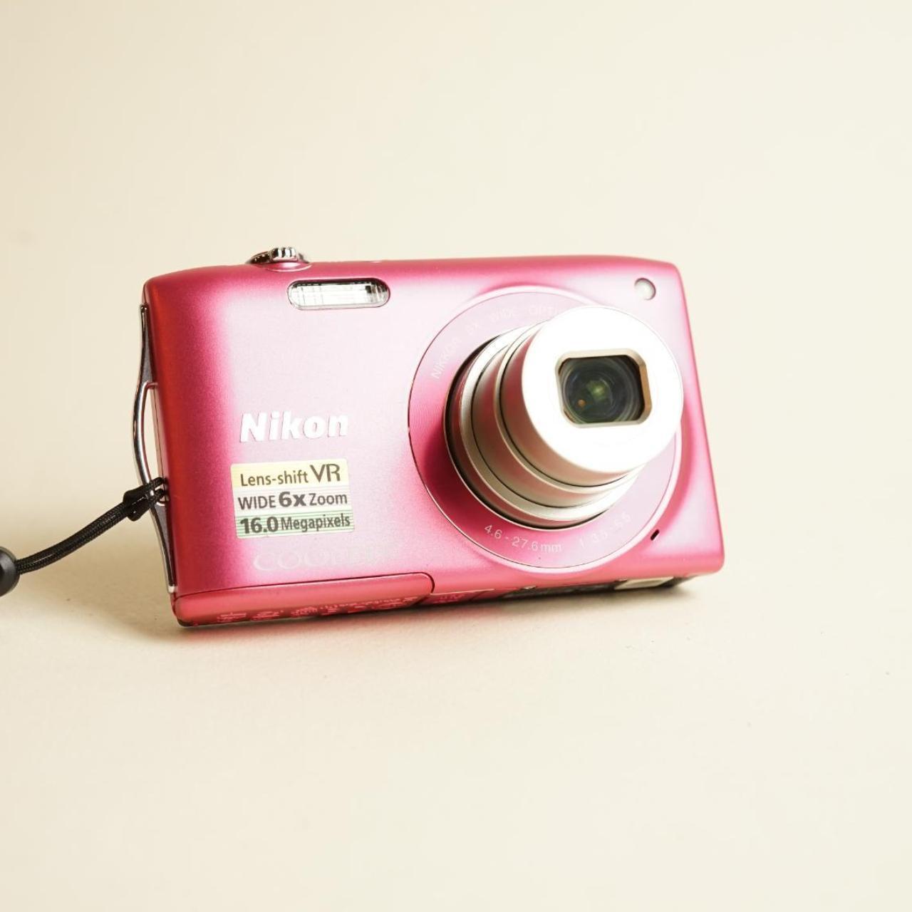 Nikon Coolpix S3300 Digital Camera | 16MP | Tested & Working | Pink