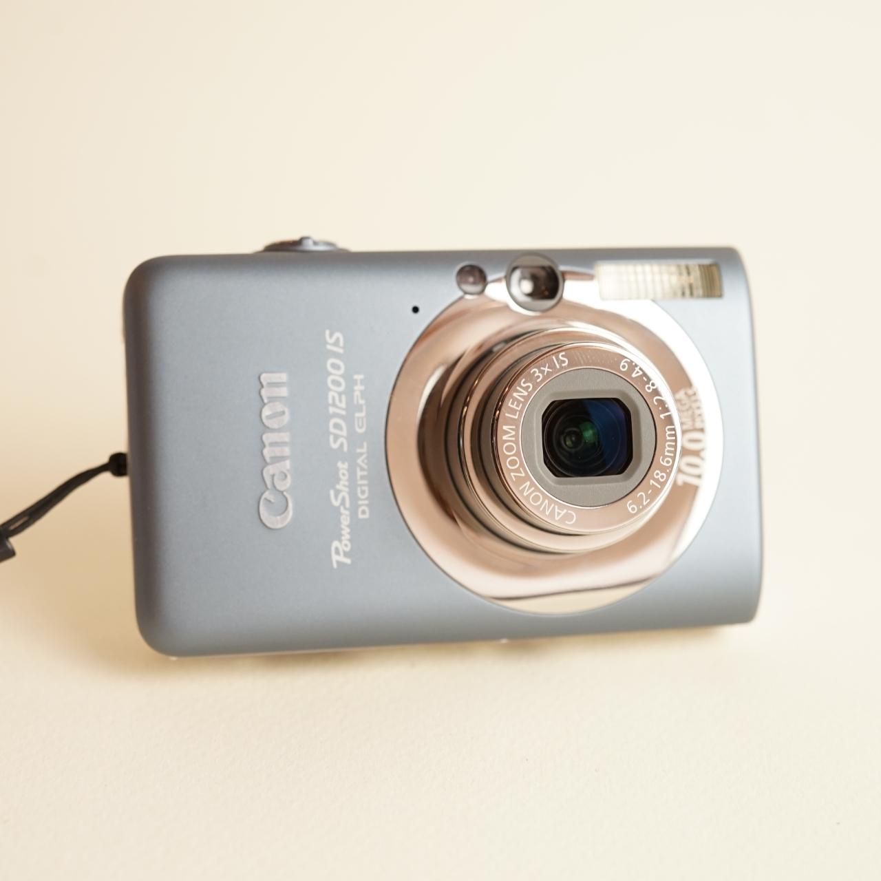 Canon PowerShot SD1200 IS Digital Camera | 10MP | Tested & Working | Grey