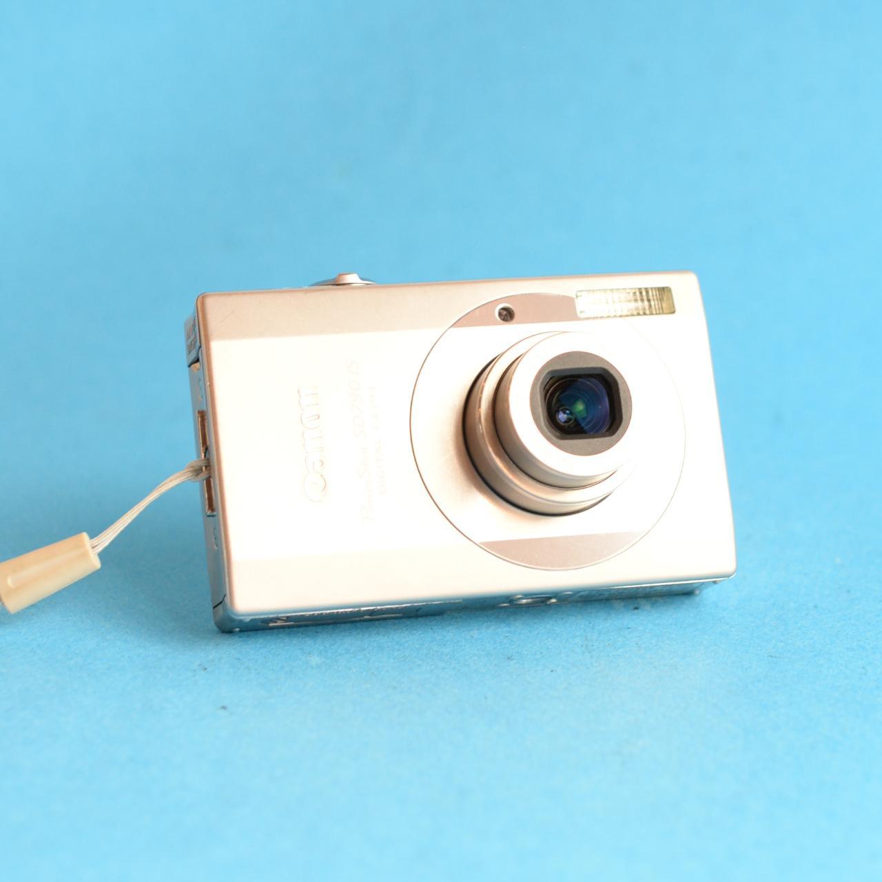 Canon PowerShot SD790 IS Digital Camera | 10MP | Tested & Working | Silver