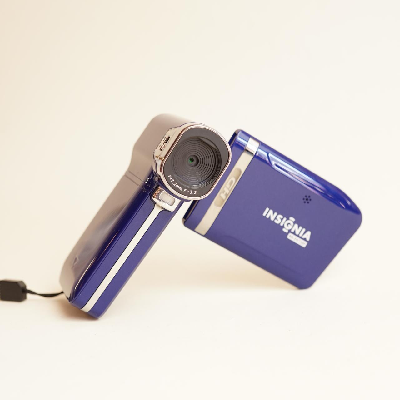 Insignia NS-DV720P Digital Camcorder | 5MP Stills | Tested & Working | Blue