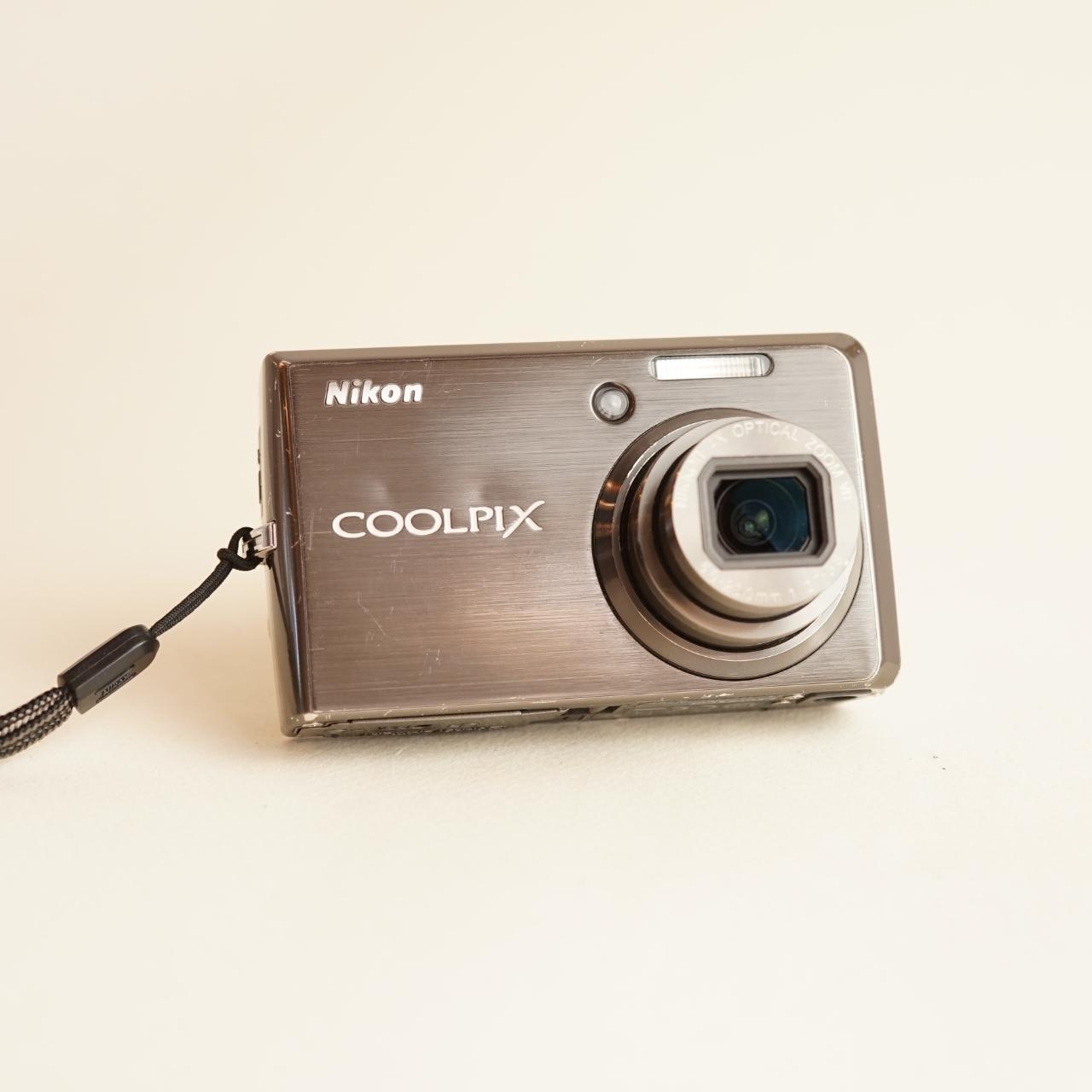 Nikon Coolpix S600 Digital Camera | 10MP | Tested & Working | Grey