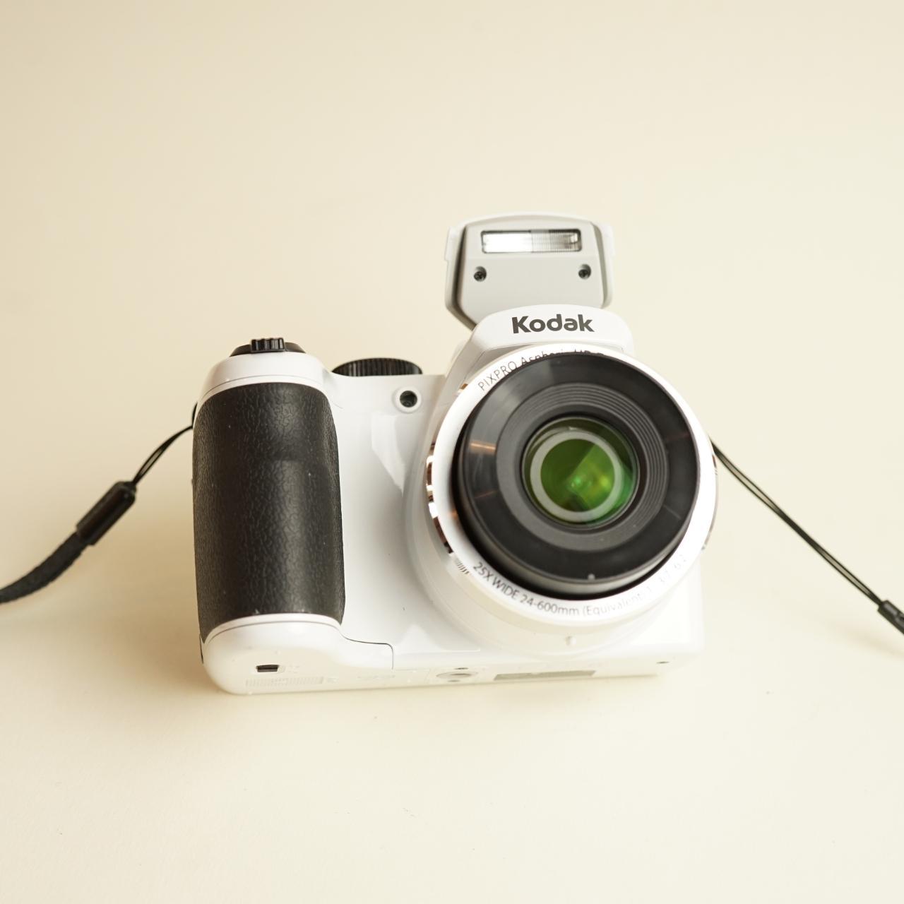 Kodak PIXPRO AZ252 Digital Camera | 16MP | Tested & Working | White