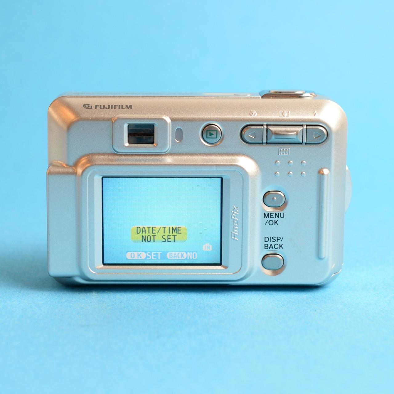 Fujifilm FinePix A500 Digital Camera | 5.1MP | Tested & Working | Silver
