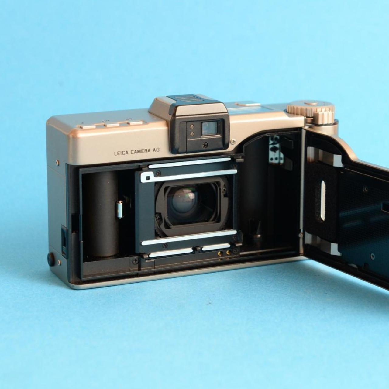 Leica Minilux Zoom Film Camera | 35mm Point & Shoot | Tested & Working | Silver