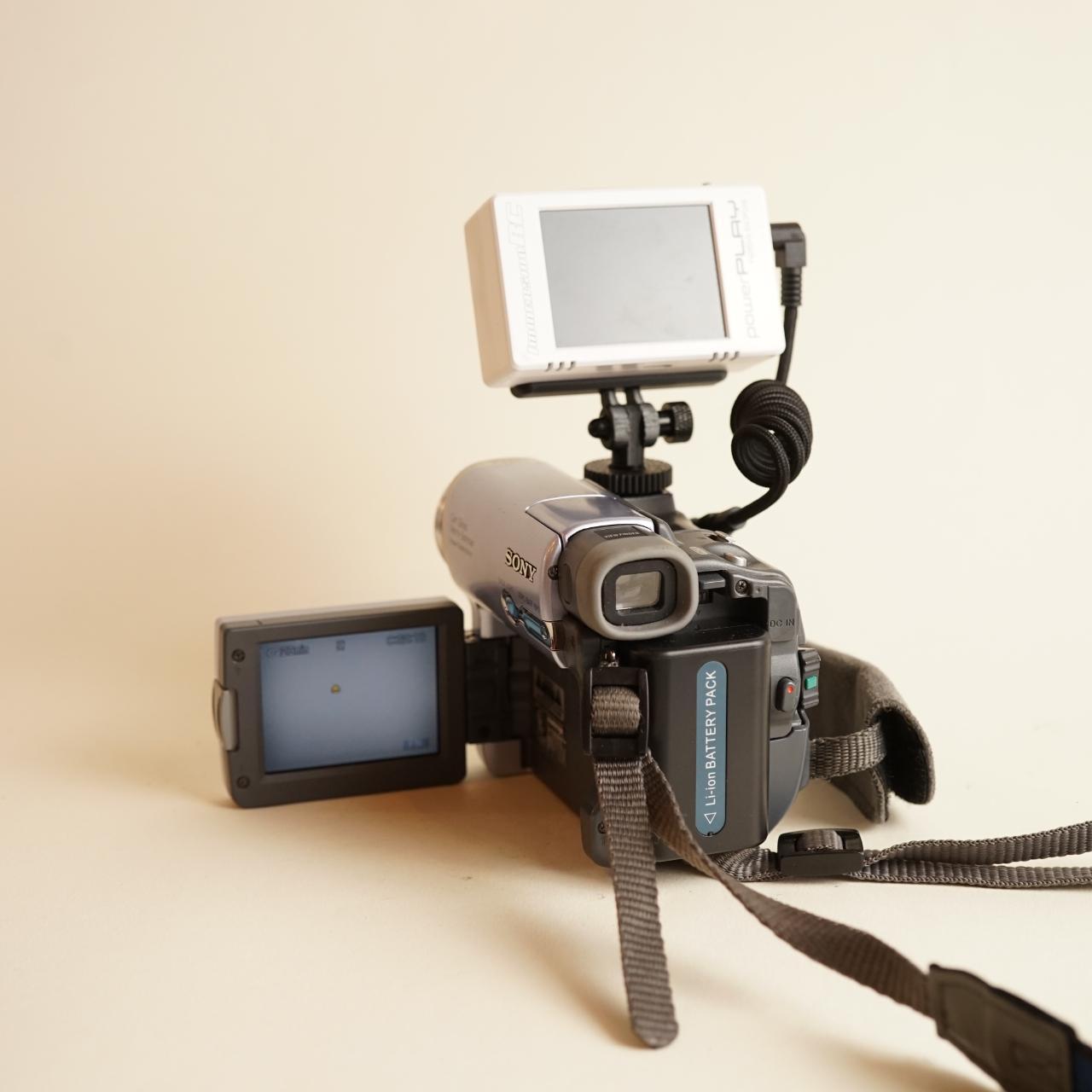 Sony Handycam DCR-TRV19 MiniDV Camcorder | Tapeless Digital Setup | Read Description | Silver