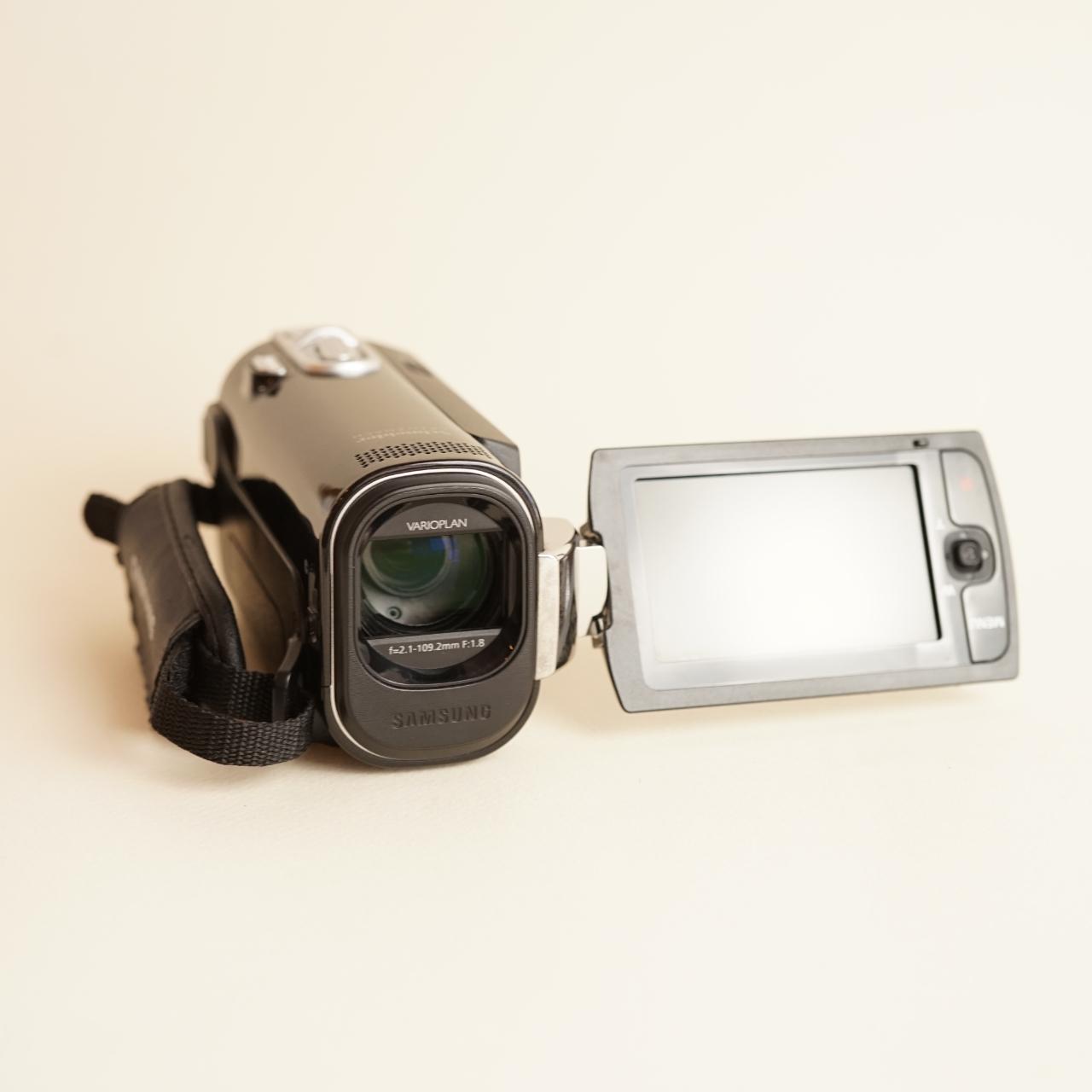 Samsung SMX-F44BN Digital Camcorder | Tested & Working | Black
