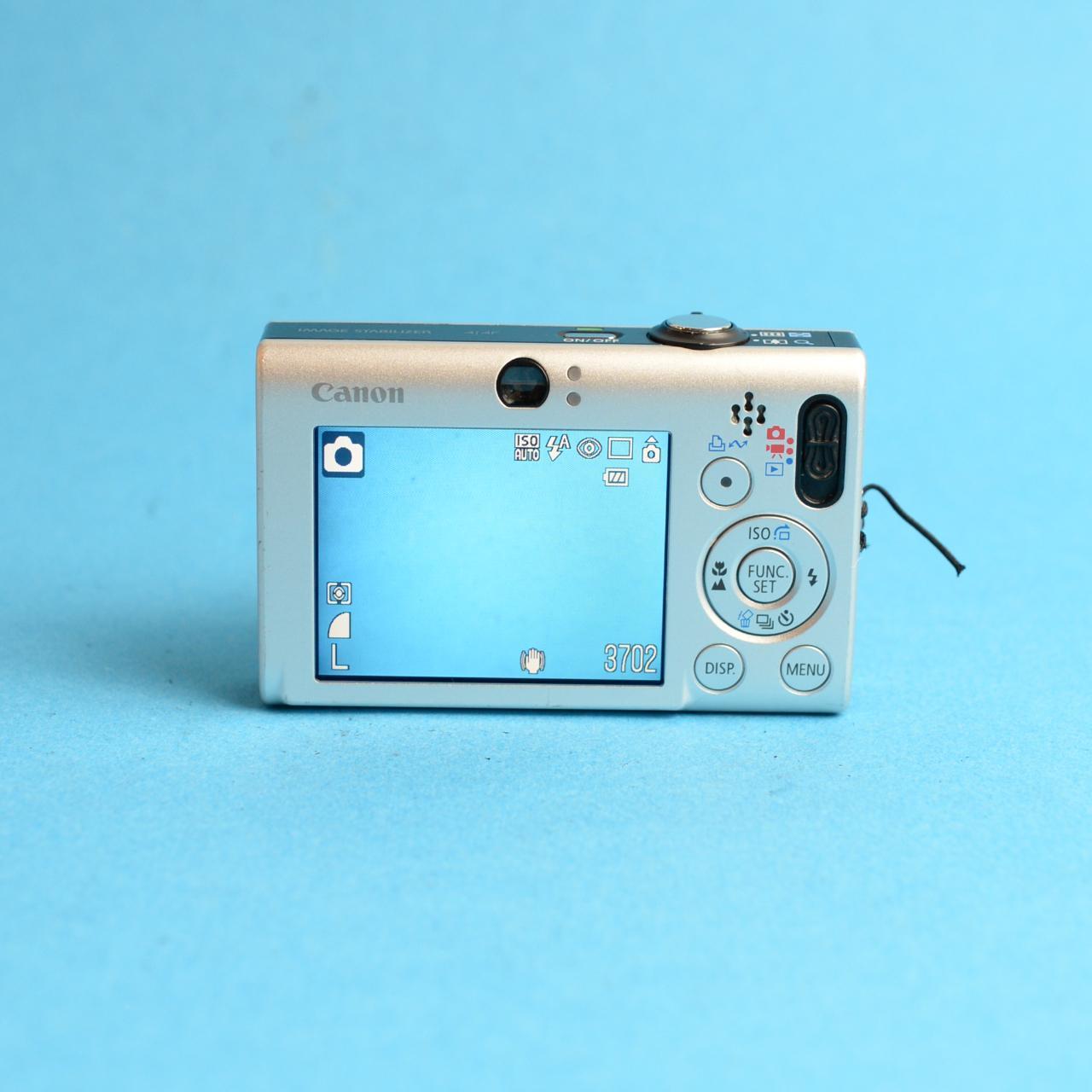 Canon PowerShot SD1100 IS Digital Camera | 8MP | Tested & Working | Silver