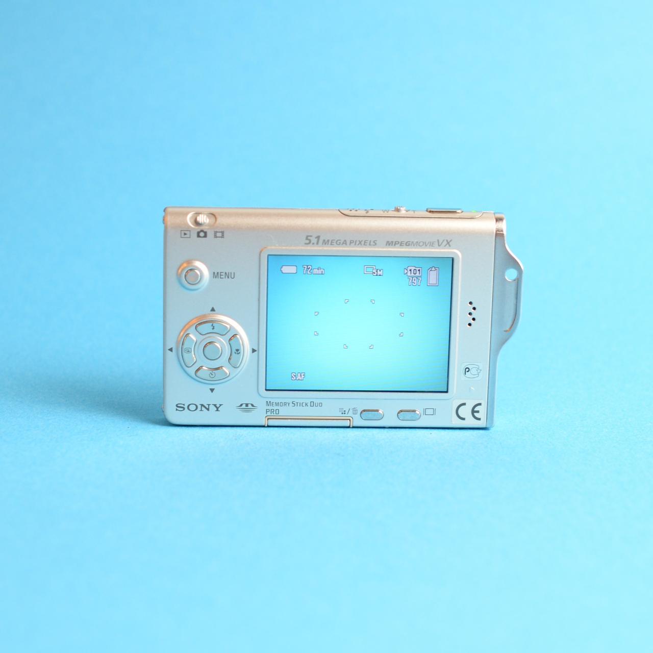 Sony Cyber-shot DSC-T7 Digital Camera | 5.1MP | Tested & Working | Silver