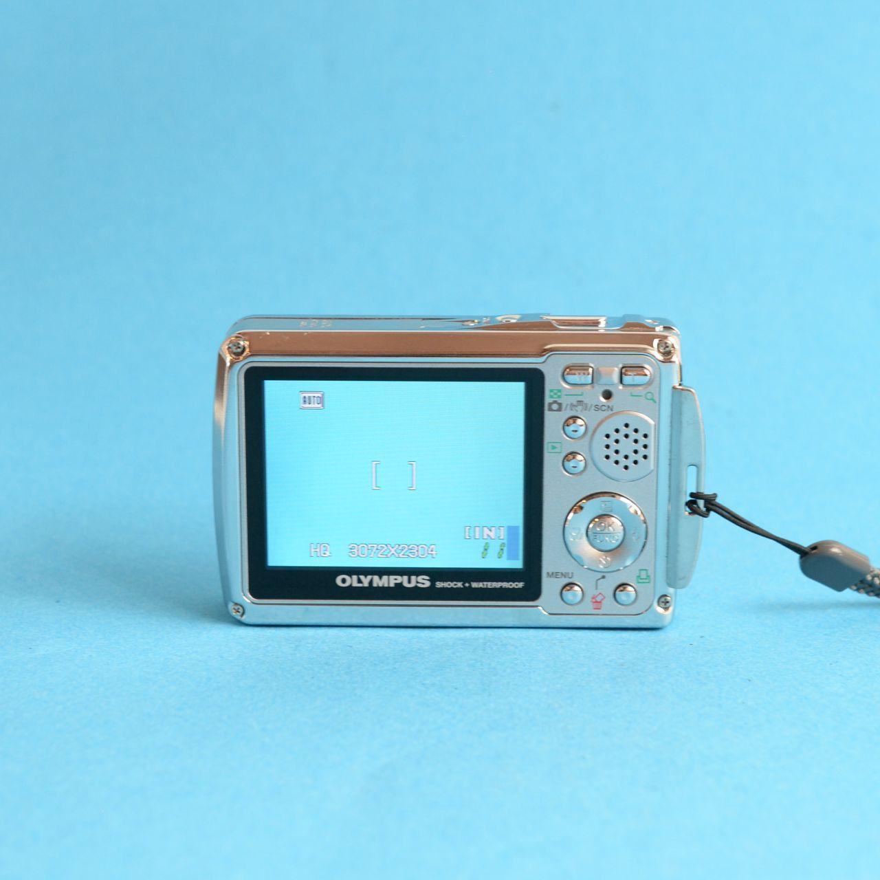 Olympus Stylus 720 SW Digital Camera | 7.1MP | Tested & Working | Silver