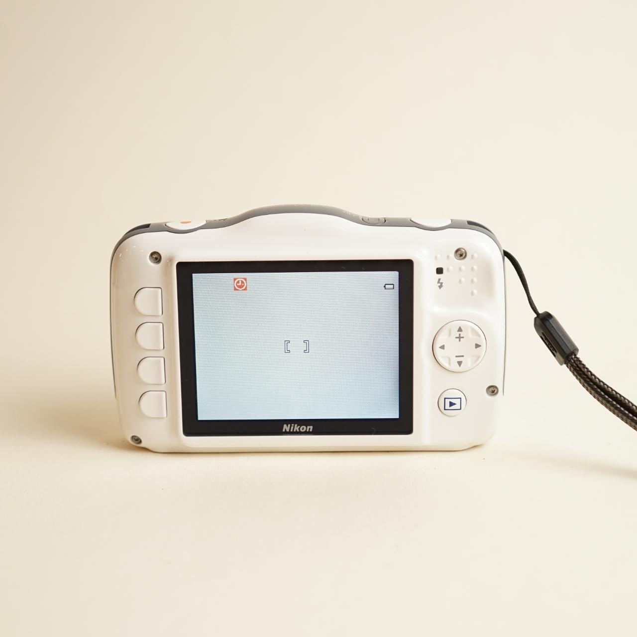 Nikon Coolpix S32 Digital Camera | 13.2MP | Tested & Working | White