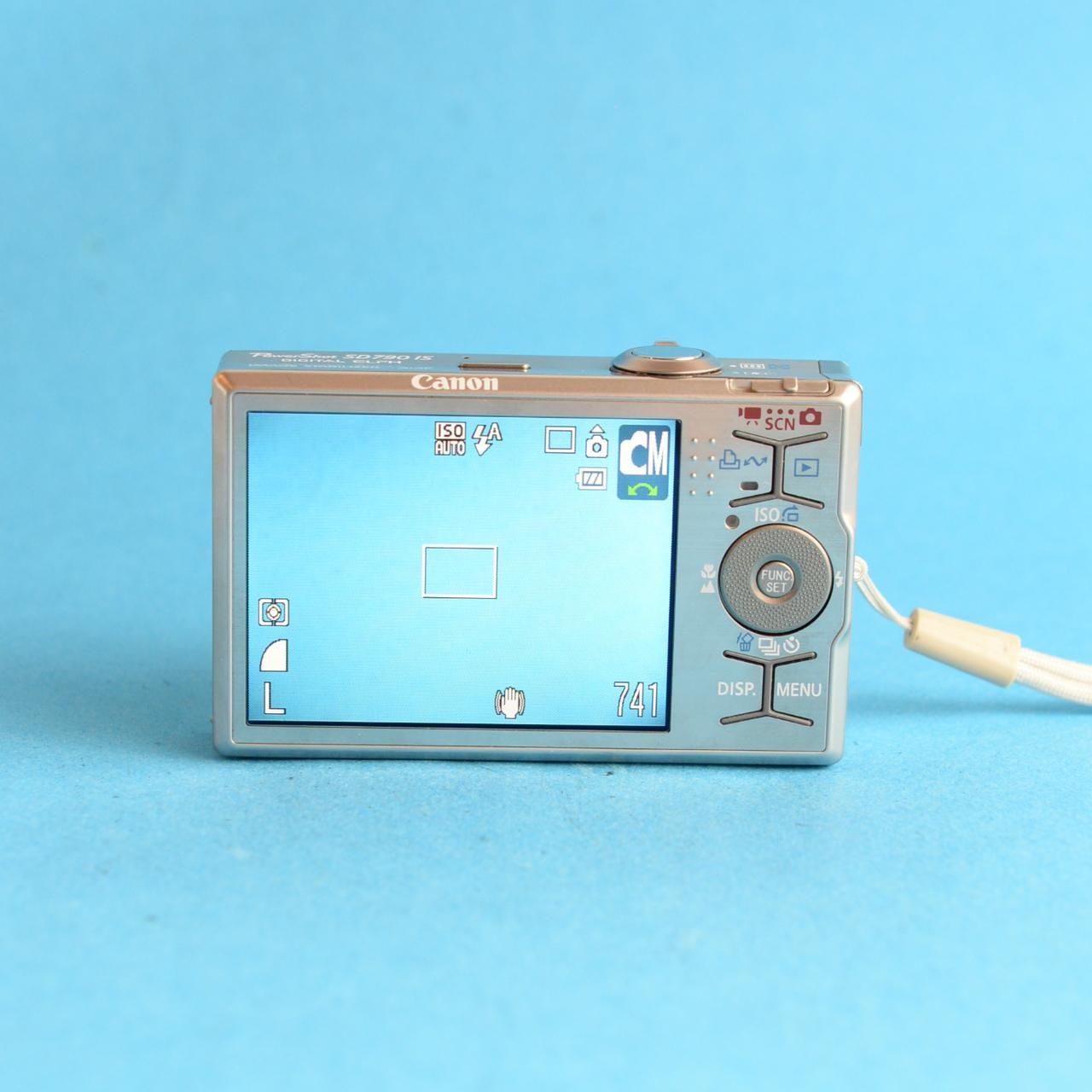 Canon PowerShot SD790 IS Digital Camera | 10MP | Tested & Working | Silver