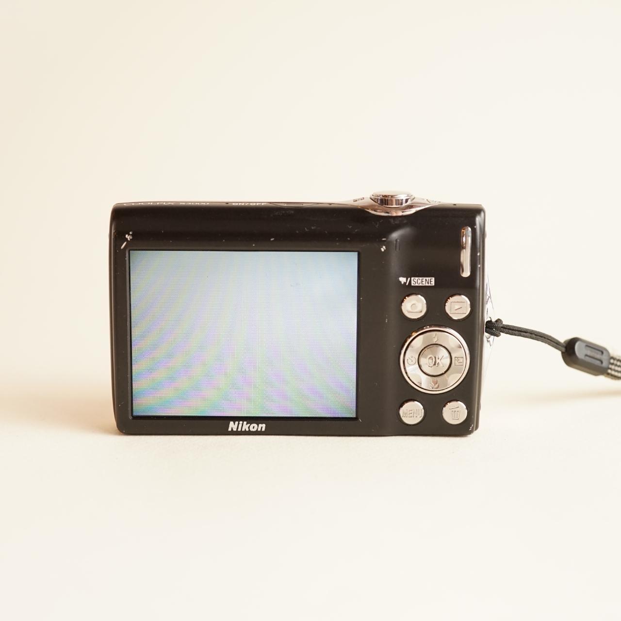Nikon Coolpix S3000 Digital Camera | 12MP | Tested & Working | Orange