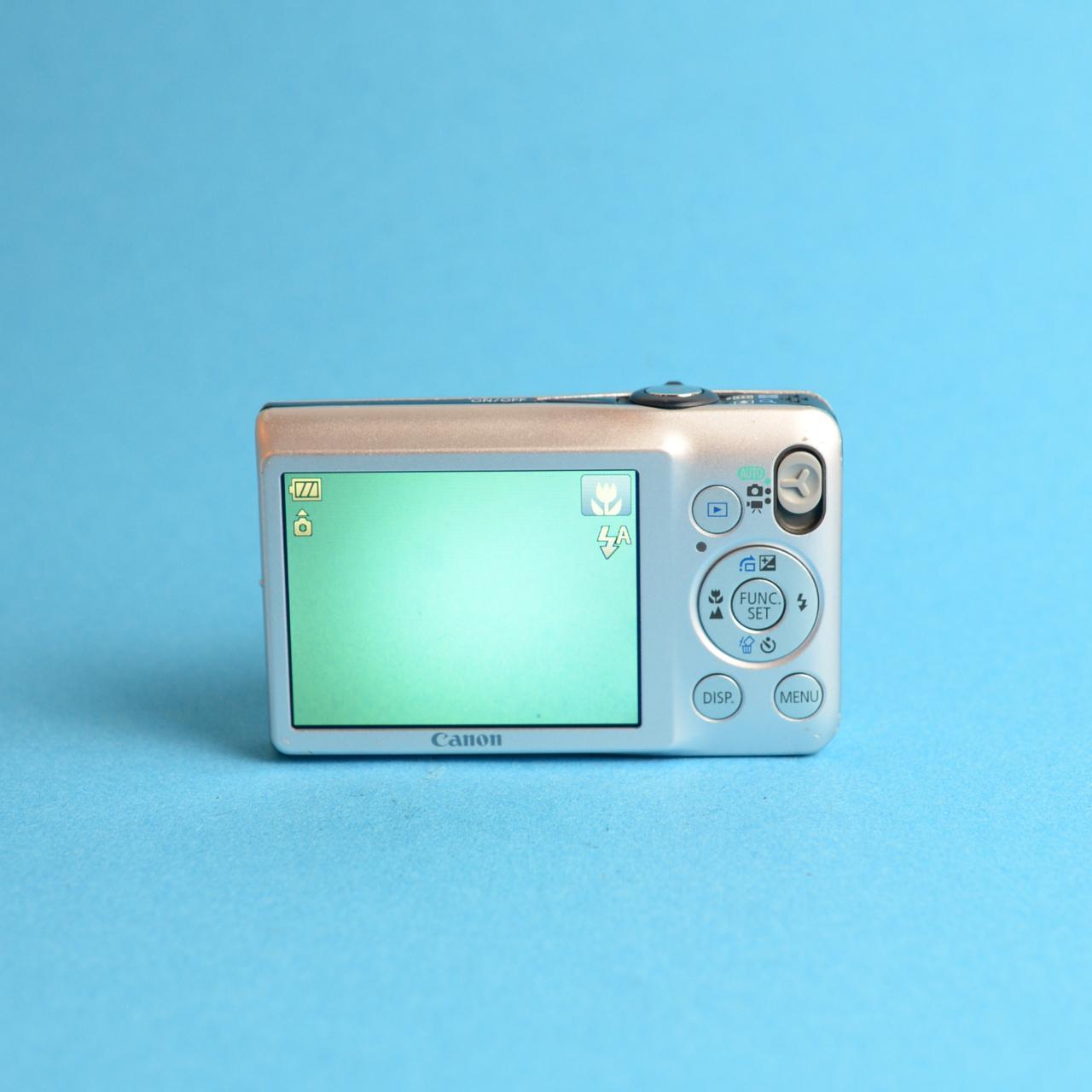 Canon PowerShot SD1300 IS Digital Camera | 12.1MP | Tested & Working | Silver