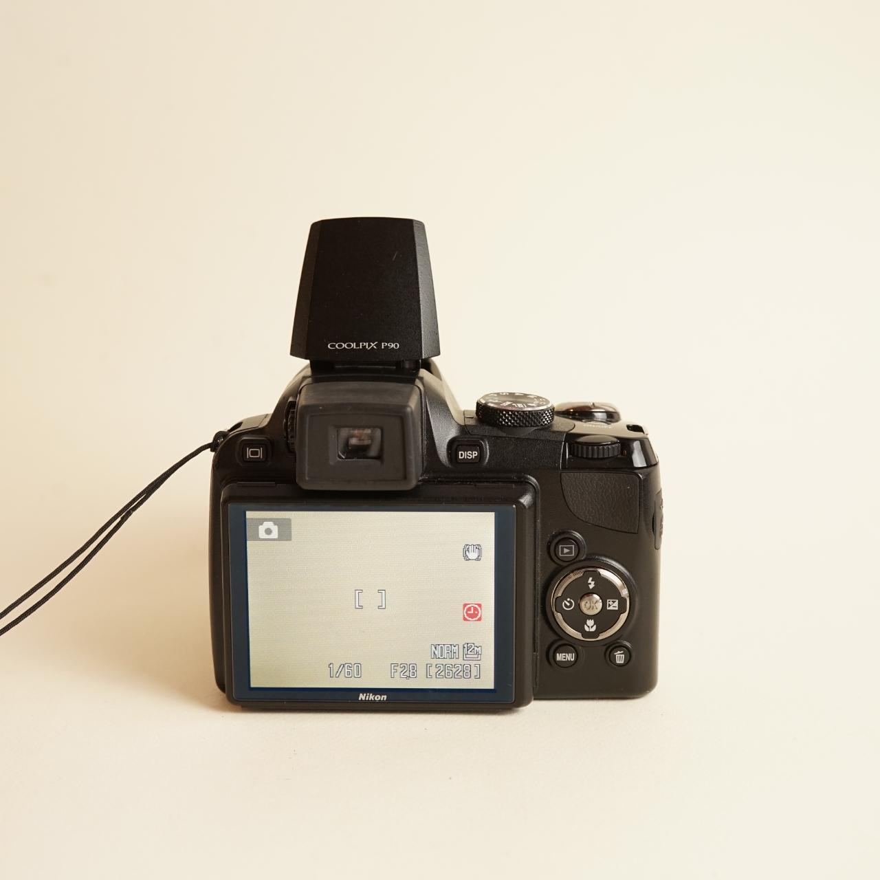 Nikon Coolpix P90 Digital Camera | 12.1MP | Tested & Working | Black