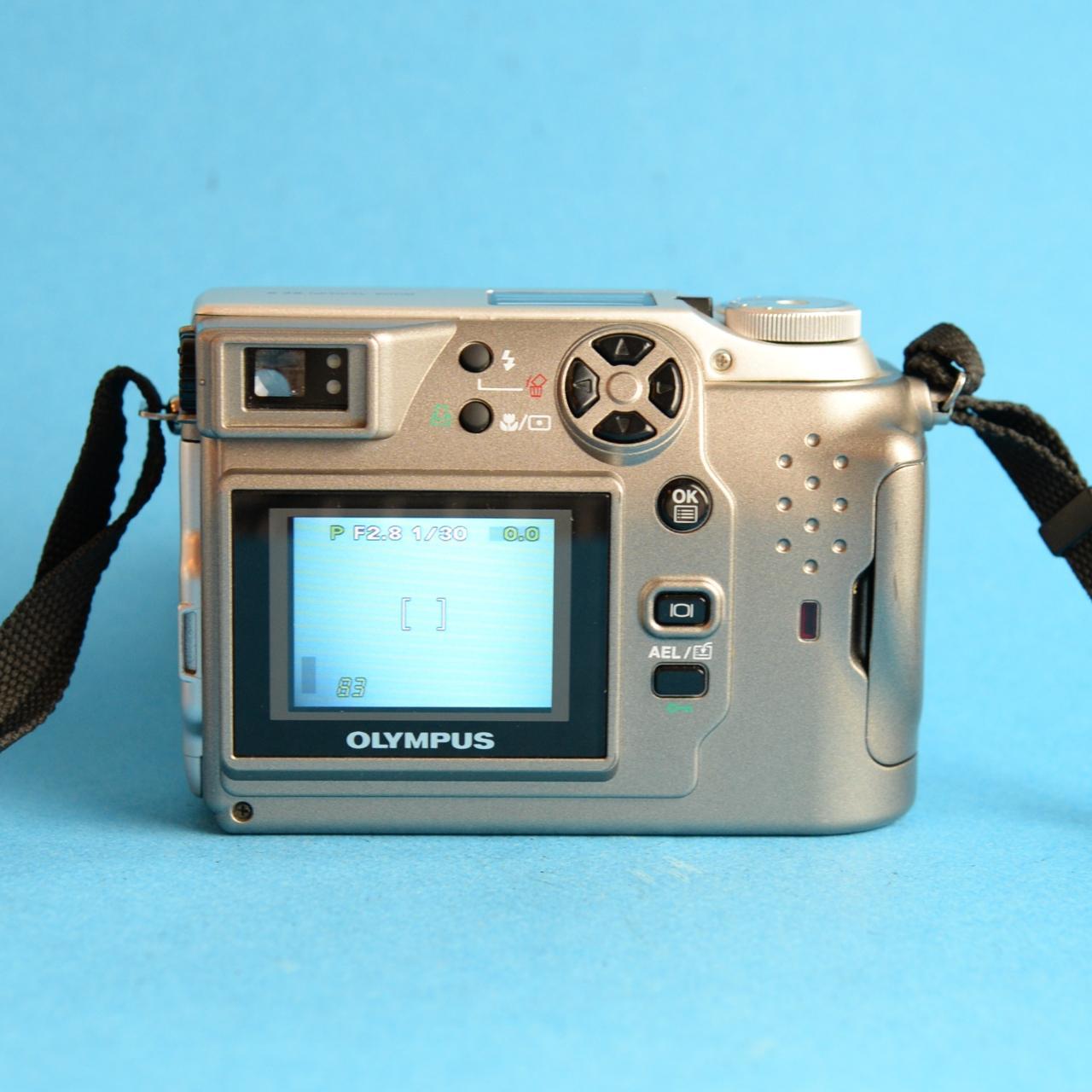 Olympus Camedia C-3020 Zoom Digital Camera | 3.2MP | Tested & Working | Silver