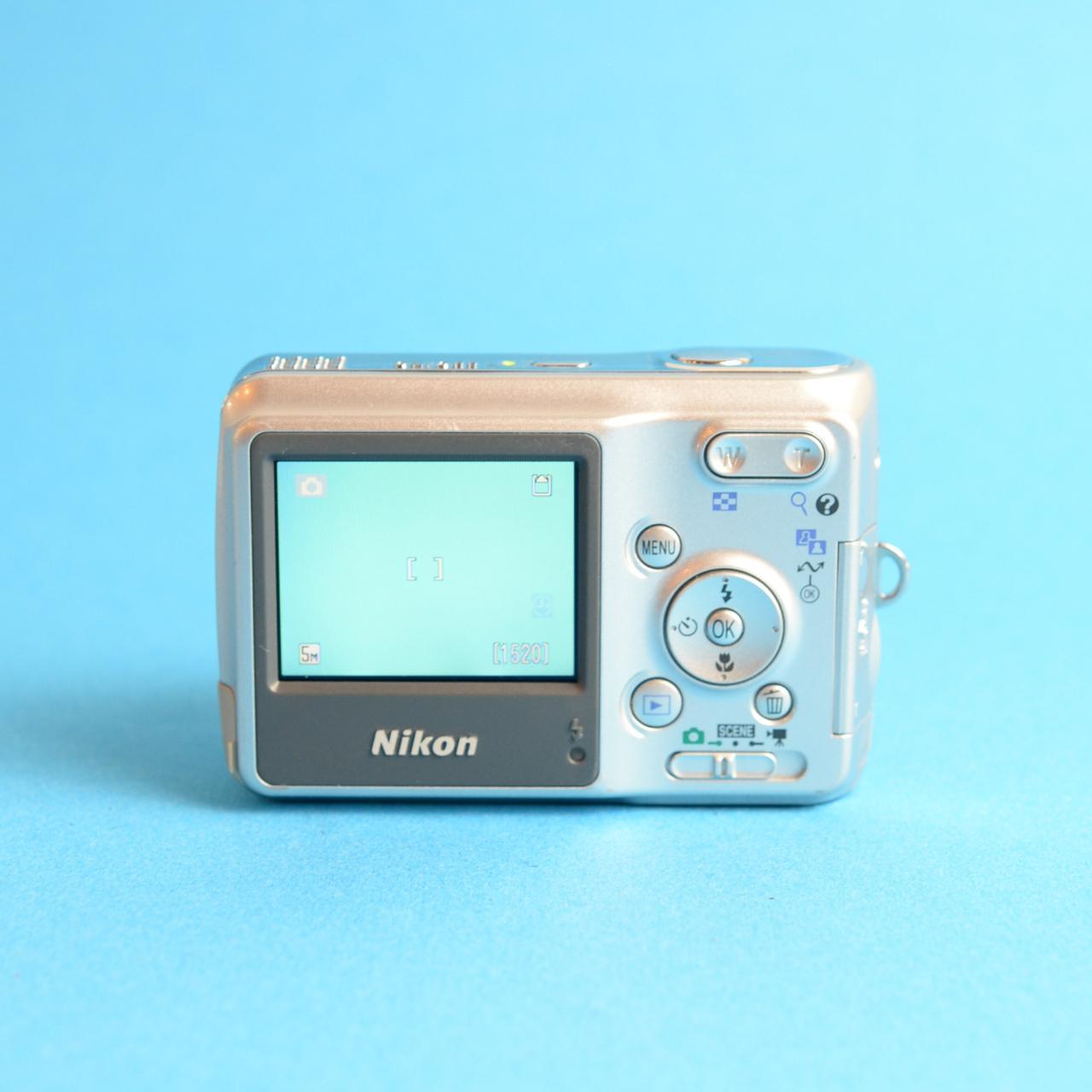 Nikon Coolpix L3 Digital Camera | 5.1MP | Tested & Working | Silver