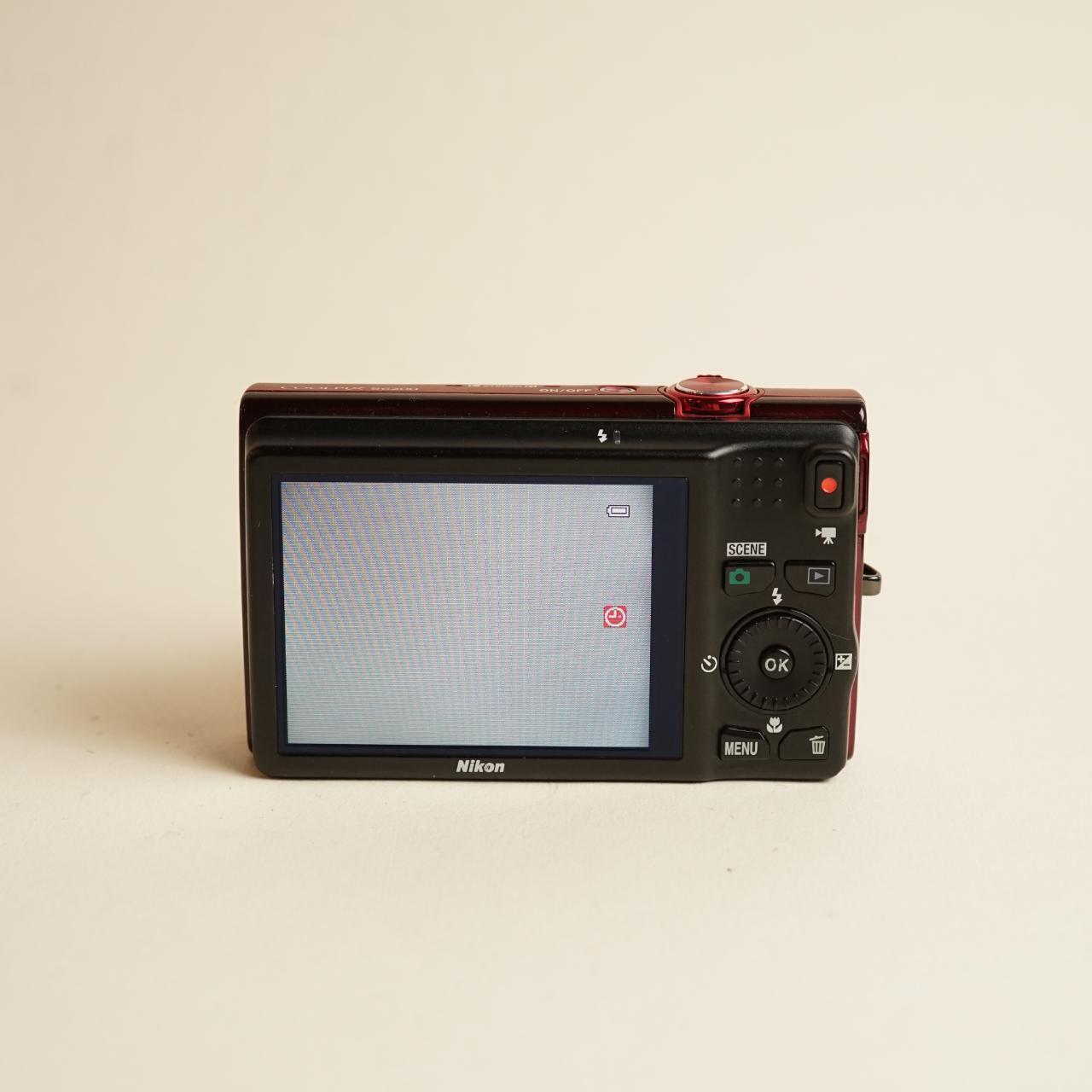 Nikon Coolpix S6200 Digital Camera | 16MP | Tested & Working | Red