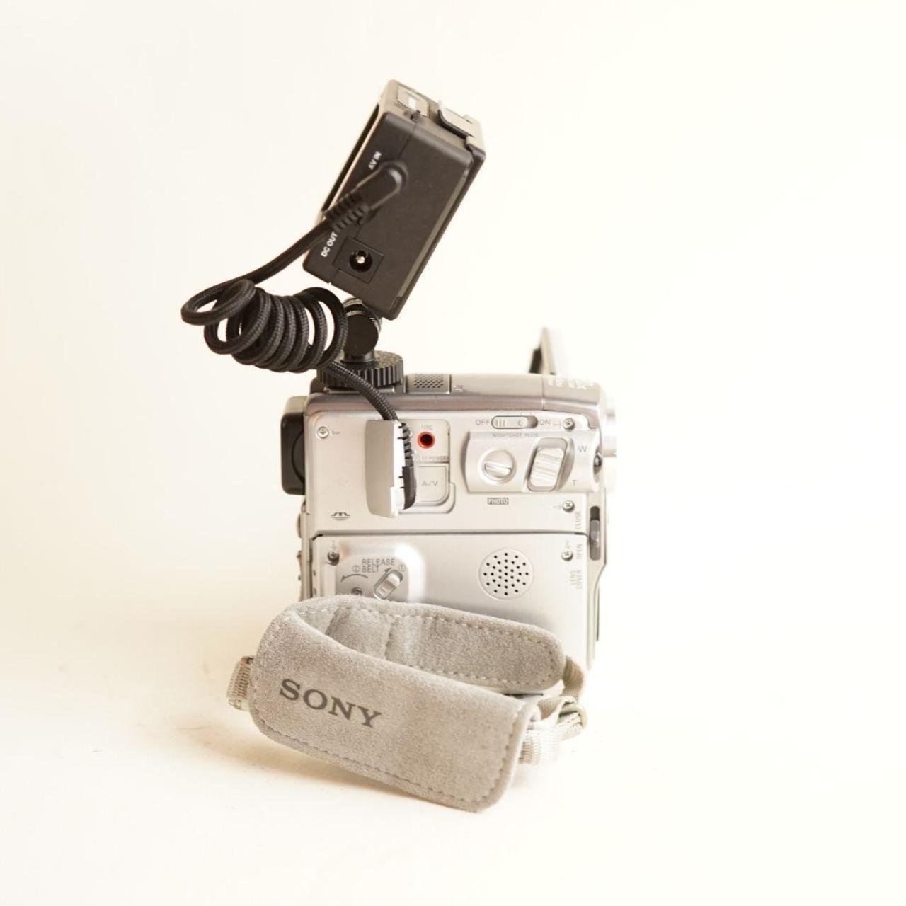 Sony Handycam DCR-PC109 MiniDV Camcorder with Tapeless Setup | Tested & Working | Silver