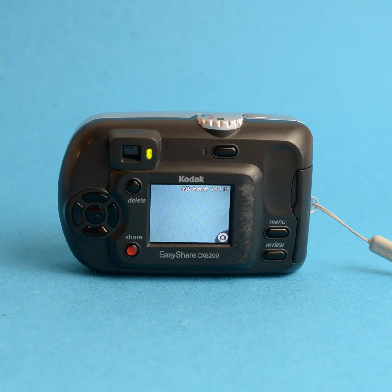 Kodak EasyShare CX6200 Digital Camera | 2MP | Tested & Working | Silver