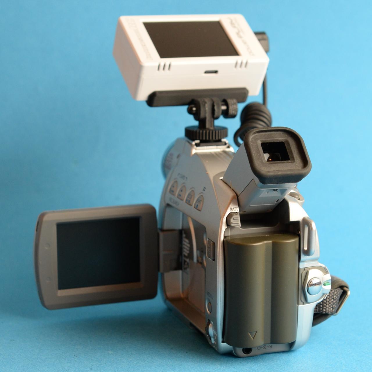 Canon ZR70 Digital Camcorder with Tapeless Accessories | Camcorder | Tested & Working | Silver