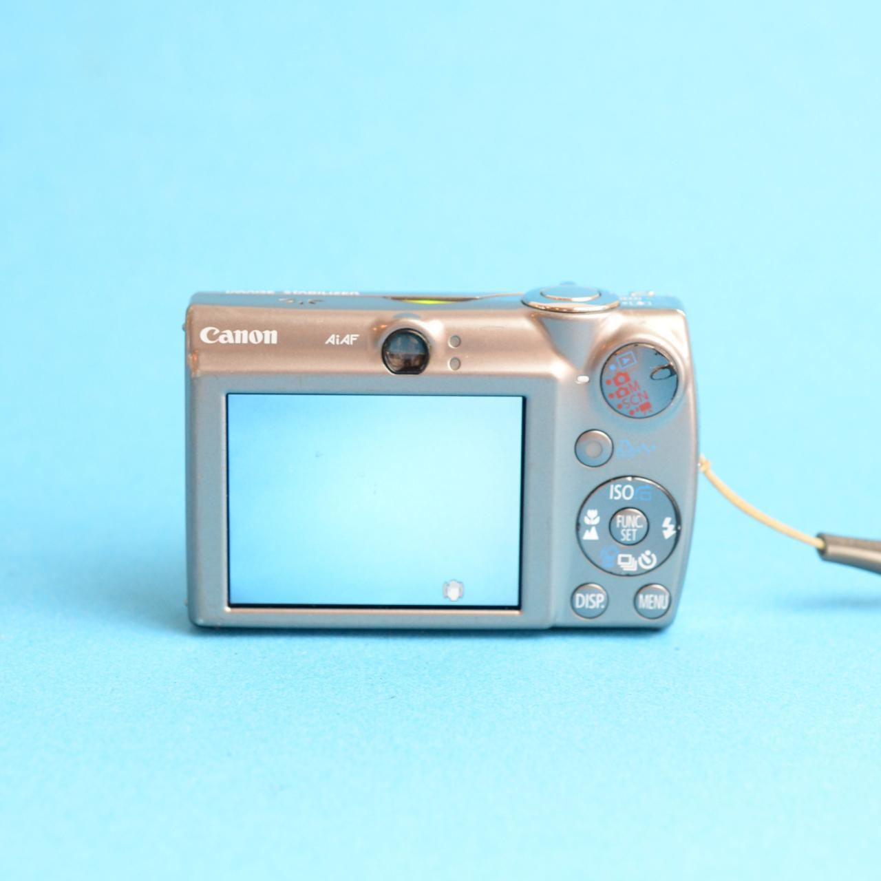 Canon PowerShot SD800 ELPH IS Digital Camera | 7.1MP | Tested & Working | Silver