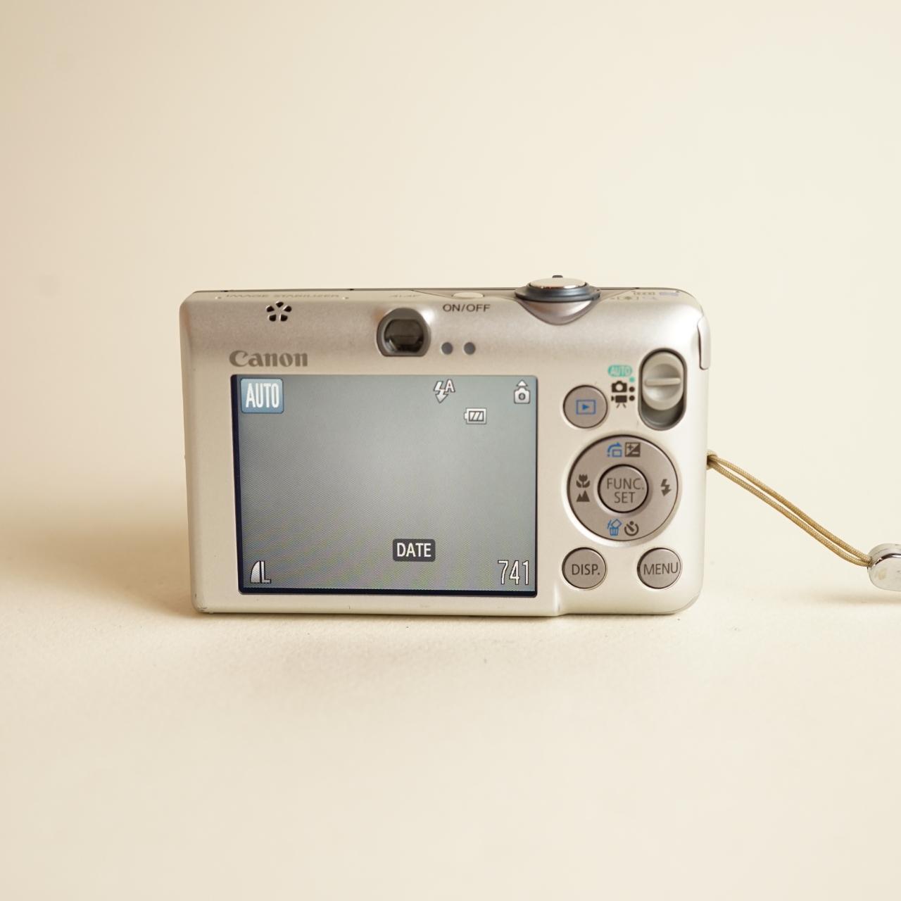 Canon PowerShot SD1200 IS Digital Camera | 10MP | Tested & Working | Grey