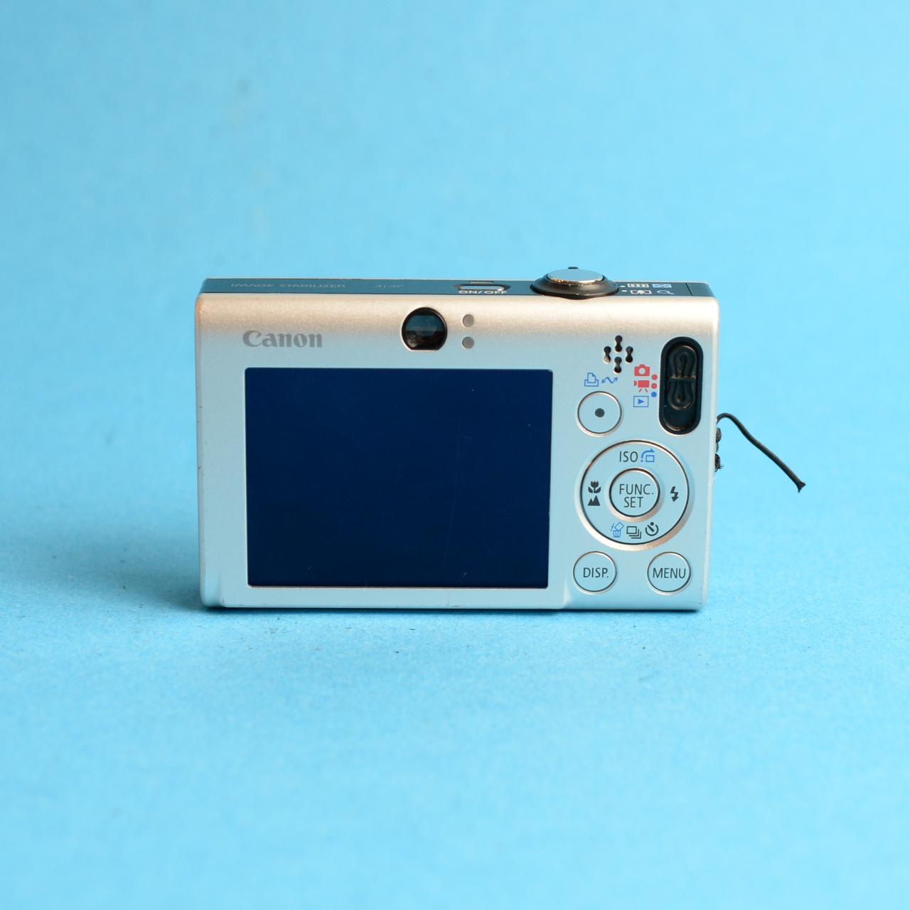 Canon PowerShot SD1100 IS Digital Camera | 8MP | Tested & Working | Silver