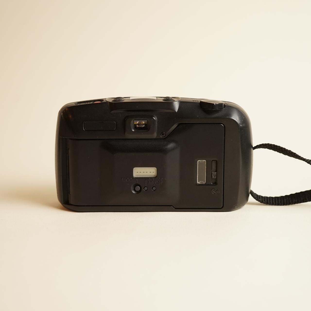 Pentax IQZoom 80-E 35mm Point & Shoot Film Camera | Tested & Working | Black