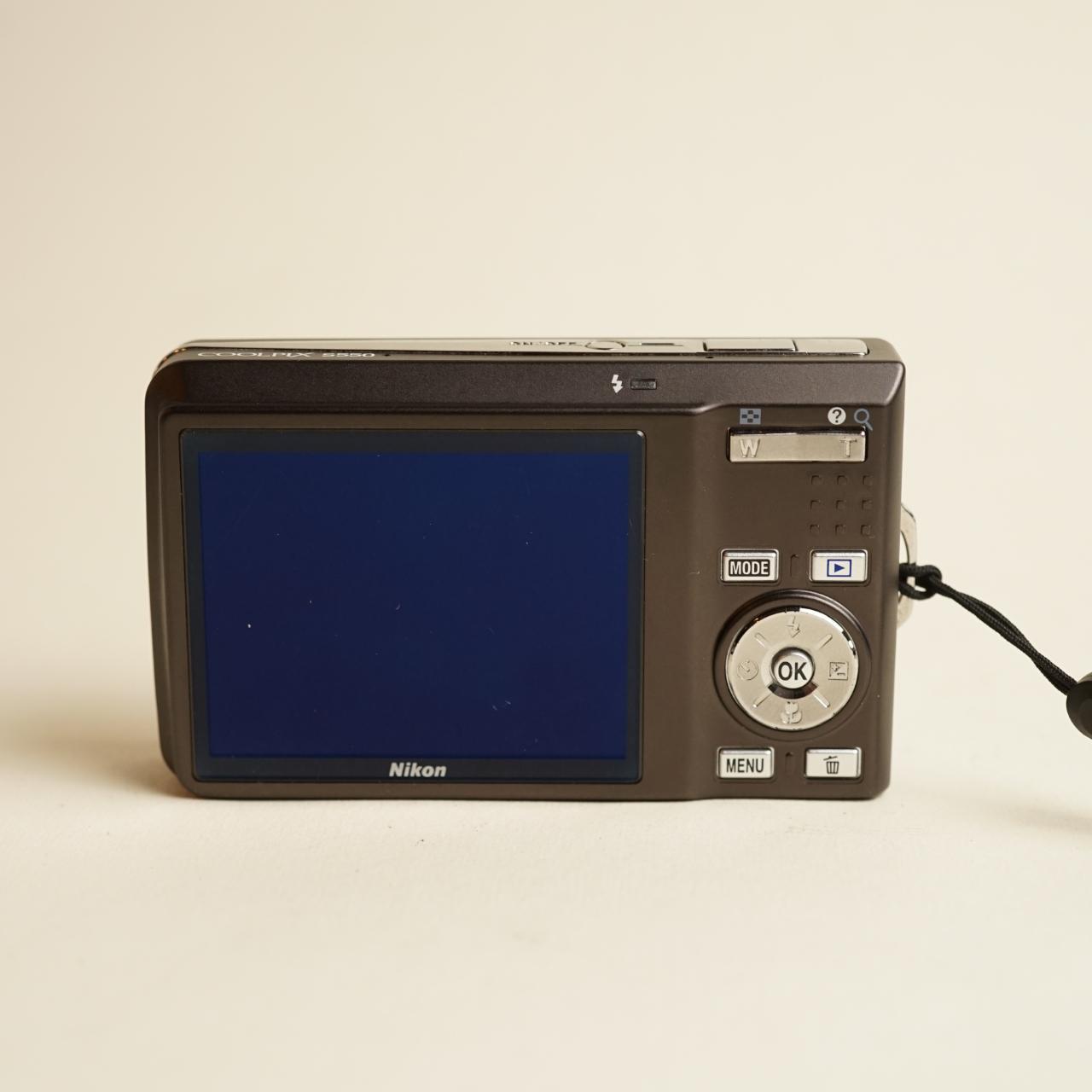 Nikon Coolpix S550 Digital Camera | 10MP | Tested & Working | Brown