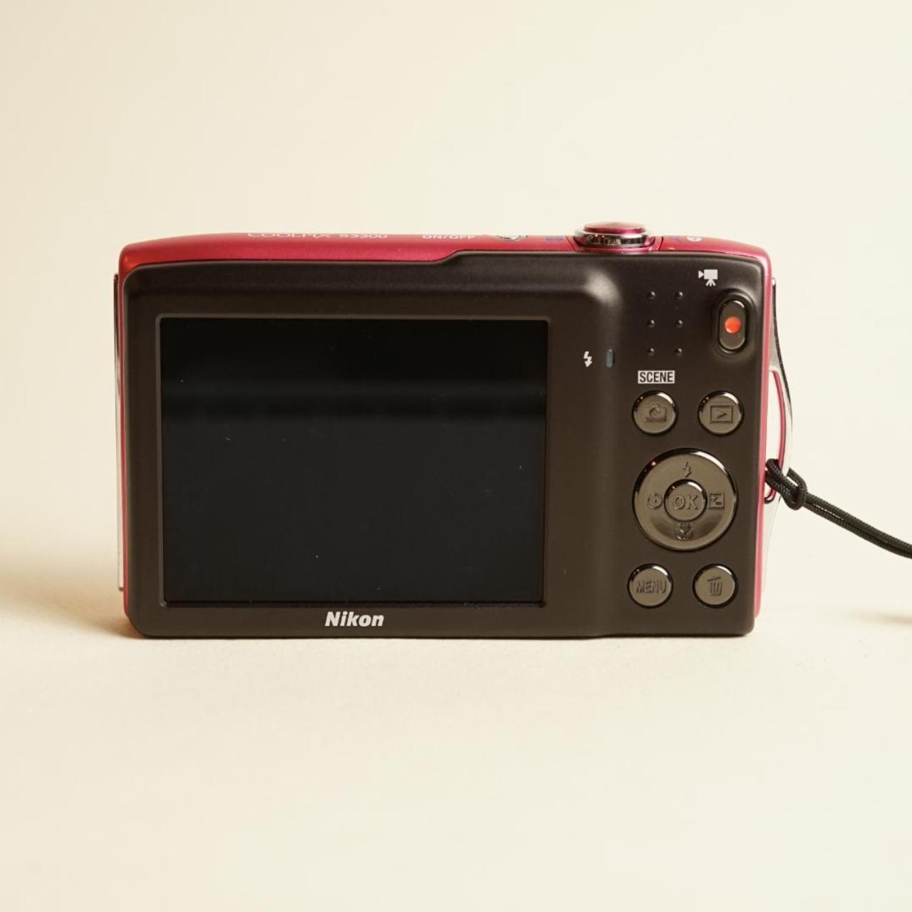 Nikon Coolpix S3300 Digital Camera | 16MP | Tested & Working | Pink