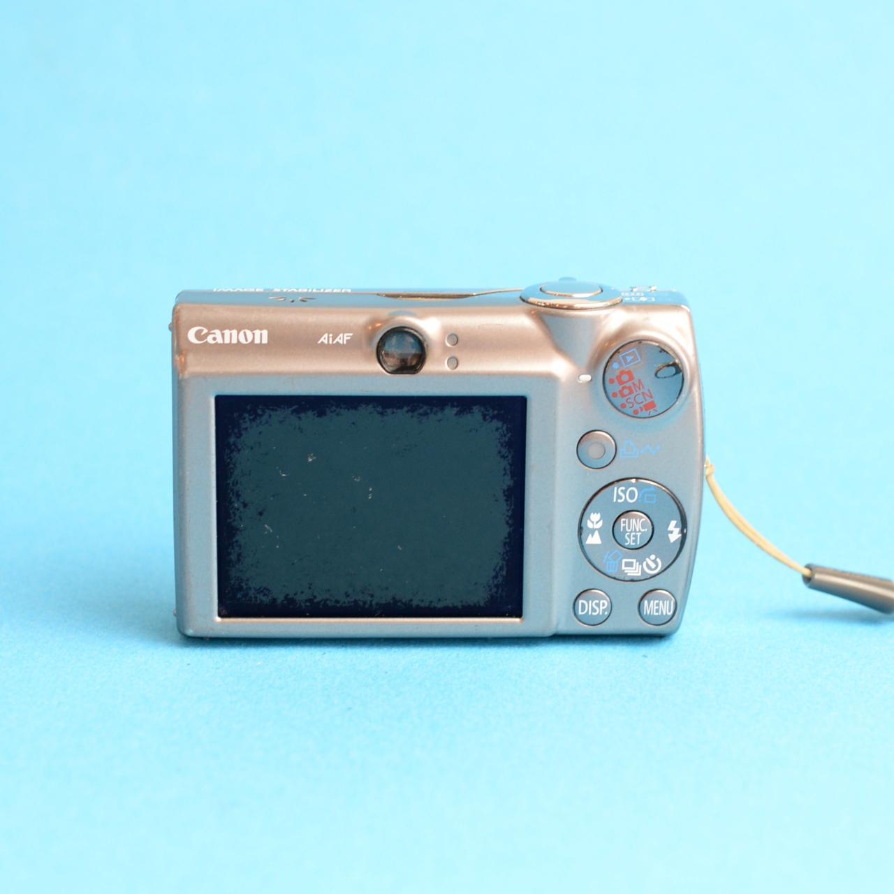 Canon PowerShot SD800 ELPH IS Digital Camera | 7.1MP | Tested & Working | Silver