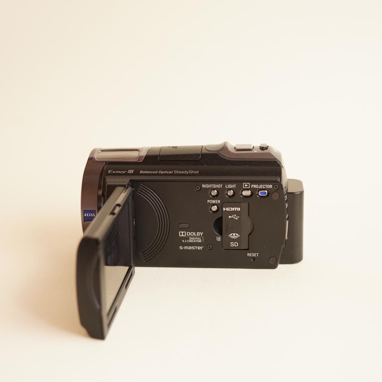Sony Handycam HDR-PJ710 Camcorder | Built-in Projector | Read Description | Black