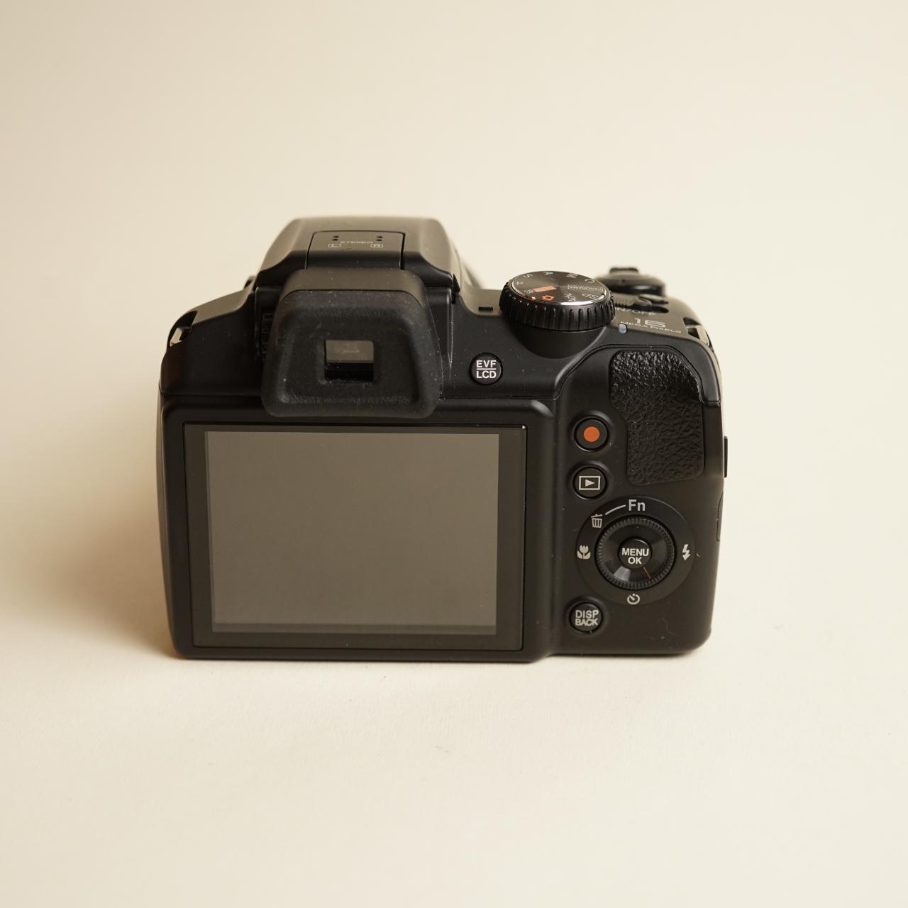Fujifilm FinePix S9150 Digital Camera | 16MP | Tested & Working | Black