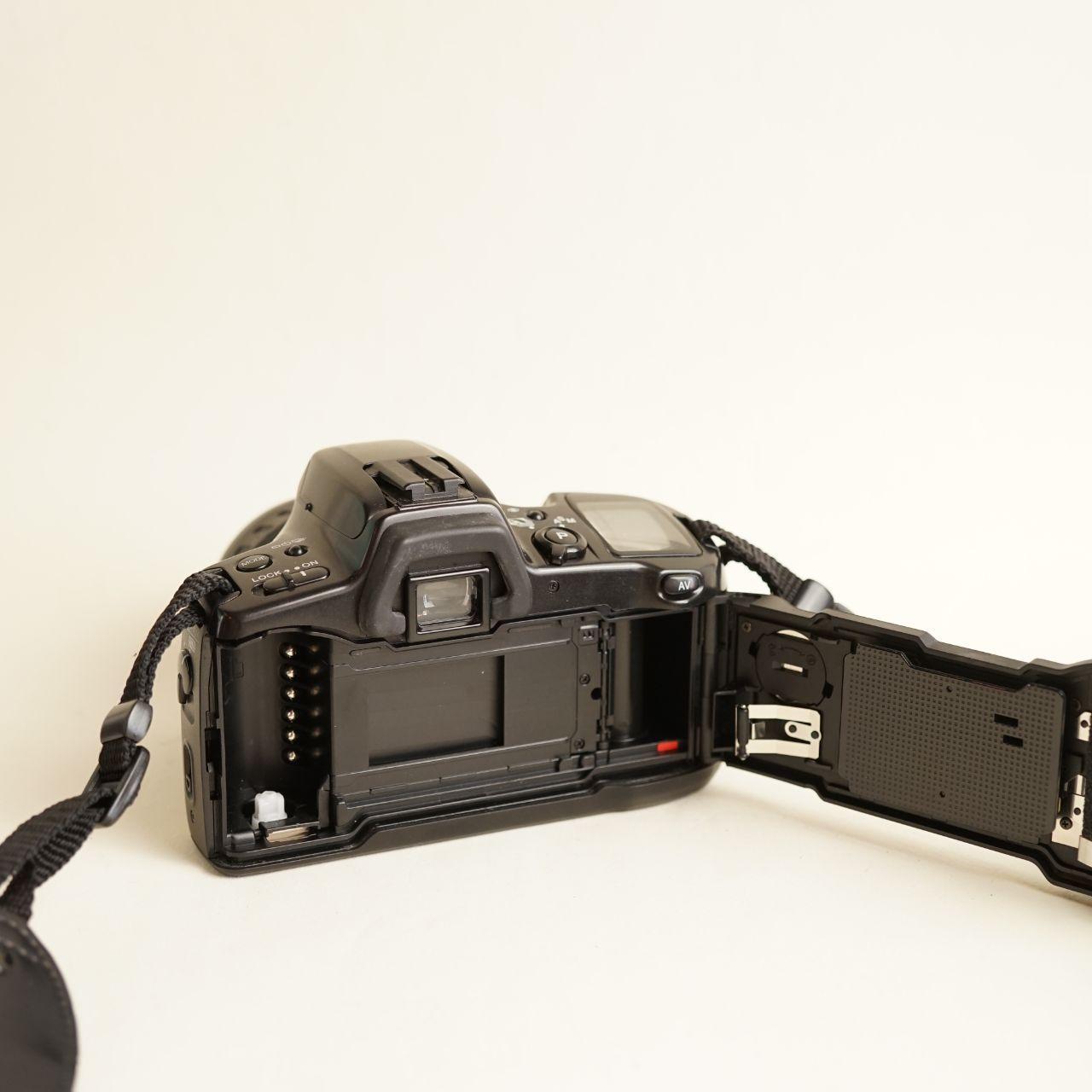 Minolta Maxxum 450si Film Camera with 35–80mm f/4(22)–5.6 Lens | 35mm SLR | Tested & Working | Black