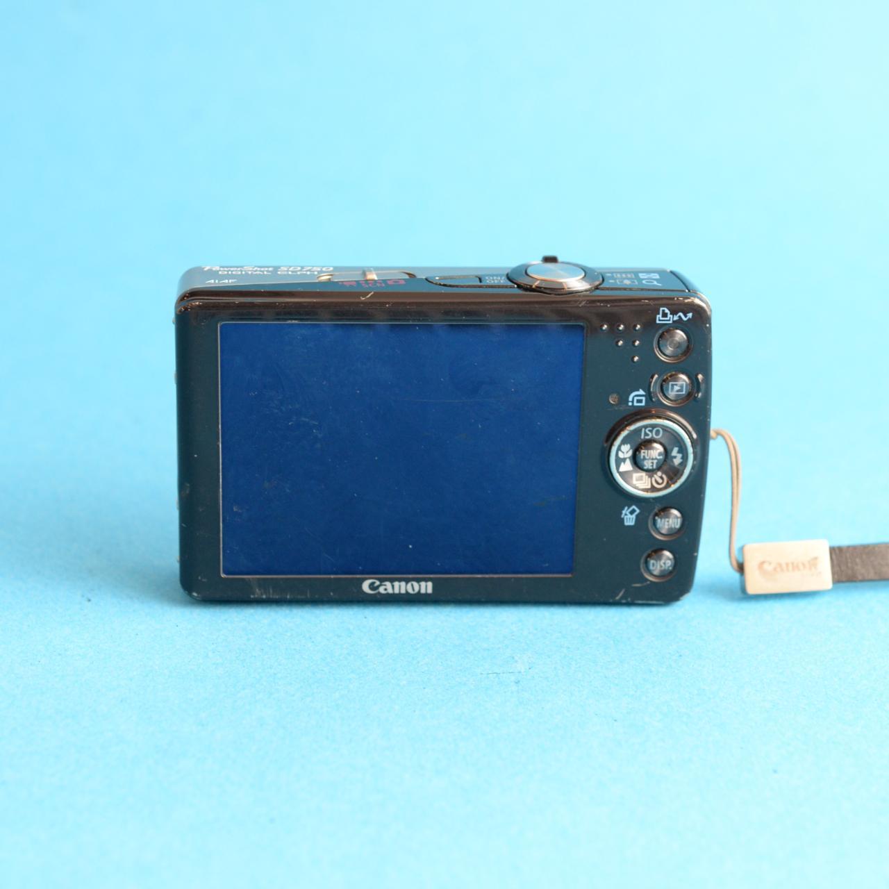 Canon PowerShot SD750 Digital Camera | 7MP | Read Description | Silver