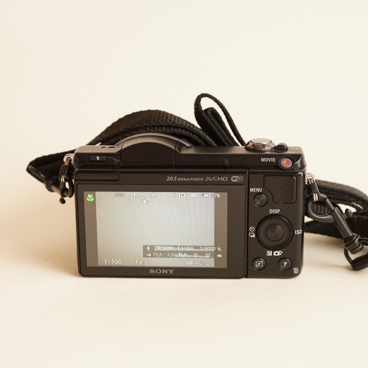 Sony A5000 Mirrorless Digital Camera | 20.1MP | Tested & Working | Black