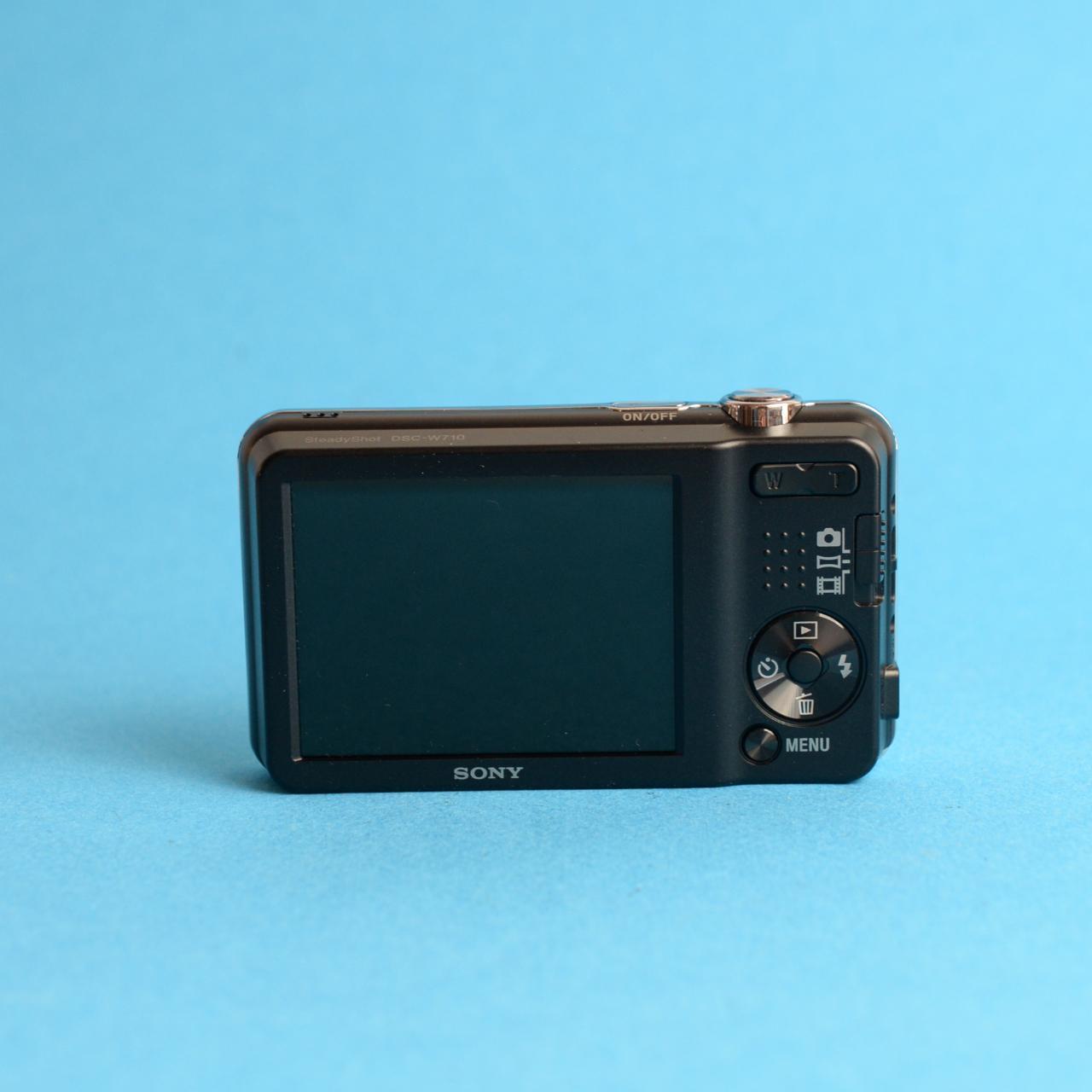 Sony CyberShot DSC-W710 Digital Camera | 16.1MP | Tested & Working | Silver