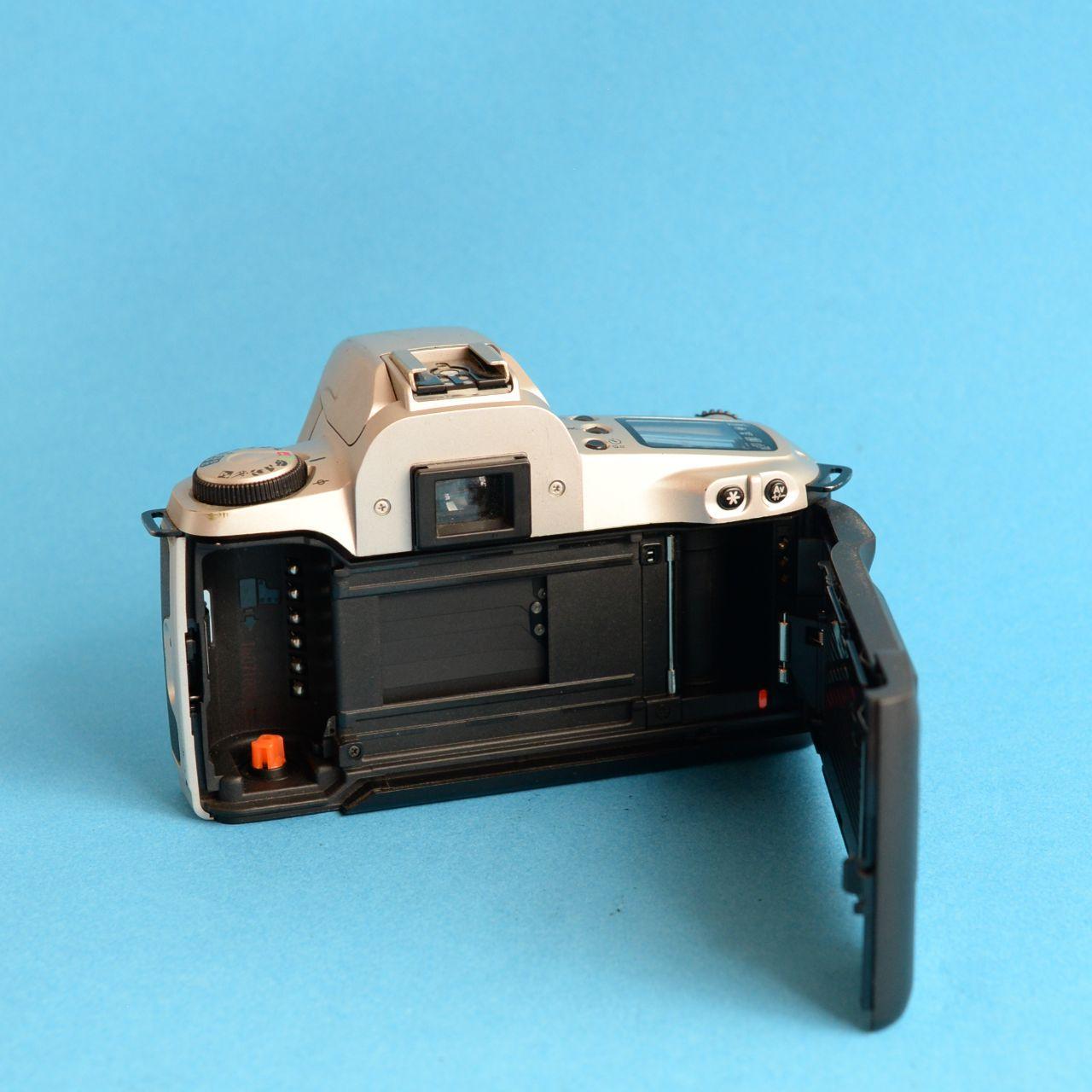 Canon EOS Rebel G Film Camera | 35mm SLR | Body Only | Tested & Working | Black & Silver