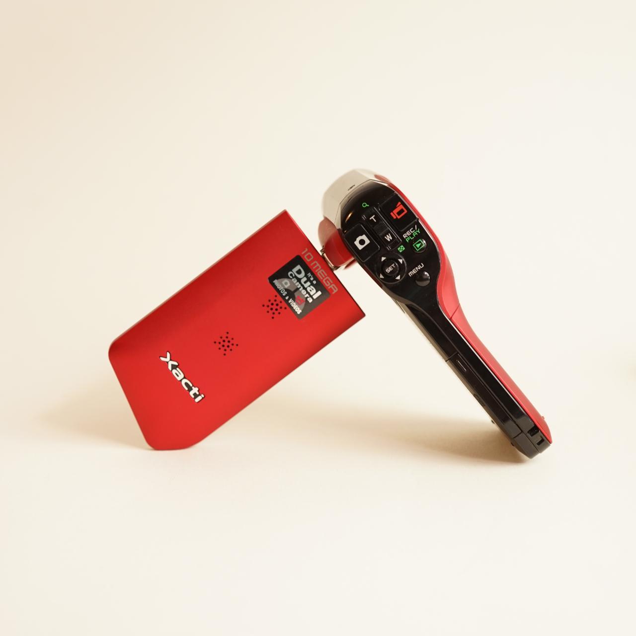 Sanyo Xacti VPC-CG10 Camcorder | Tested & Working | Red