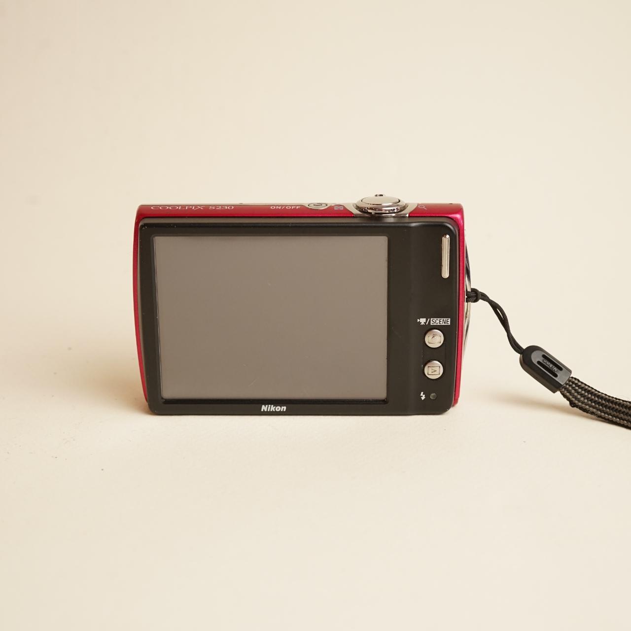 Nikon Coolpix S230 Digital Camera | 10MP | Tested & Working | Red