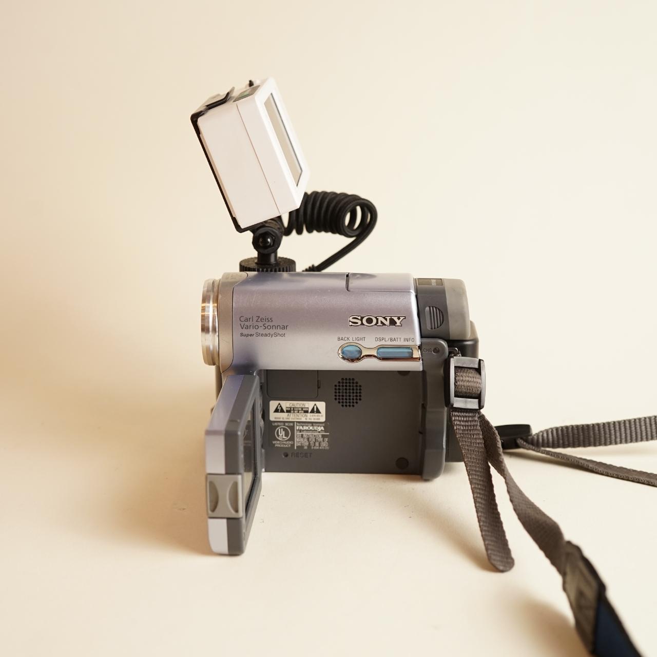 Sony Handycam DCR-TRV19 MiniDV Camcorder | Tapeless Digital Setup | Read Description | Silver