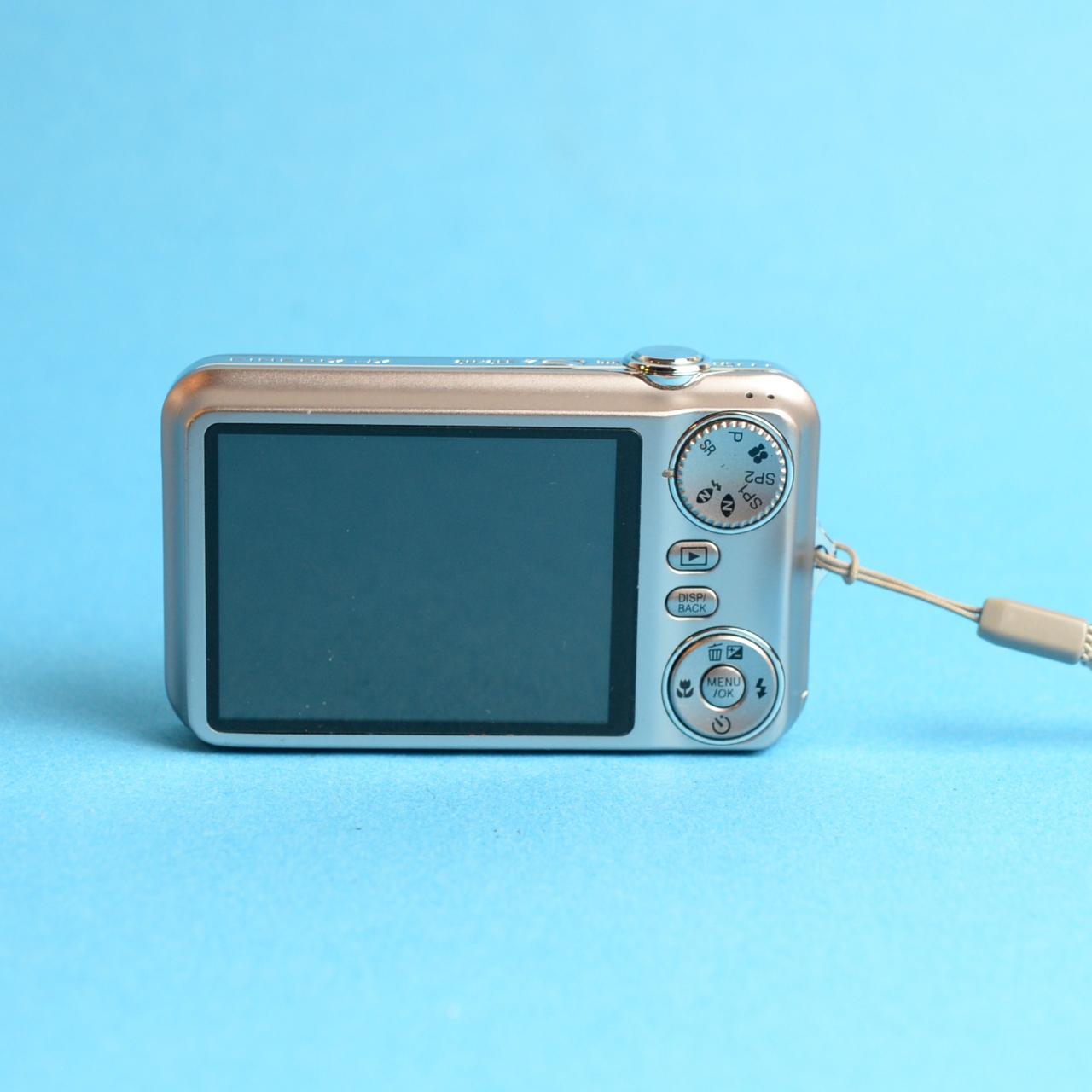 Fujifilm FinePix JX250 Digital Camera | 14MP | Tested & Working | Silver