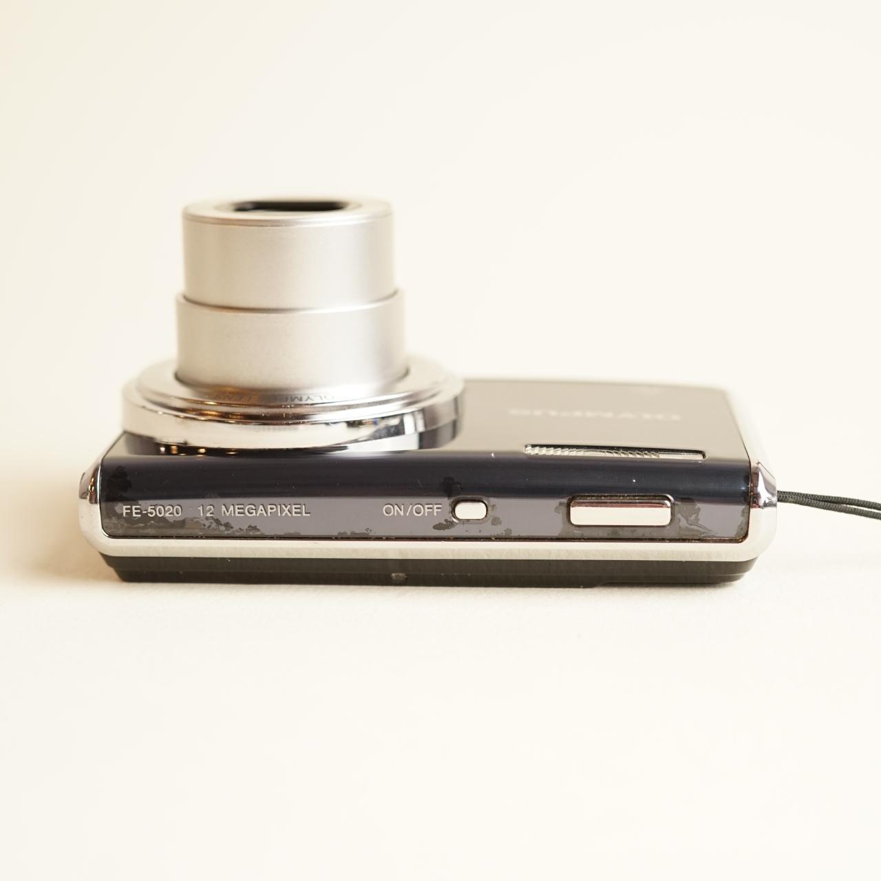 Olympus FE-5020 Digital Camera | 12MP | Tested & Working | Grey & Silver