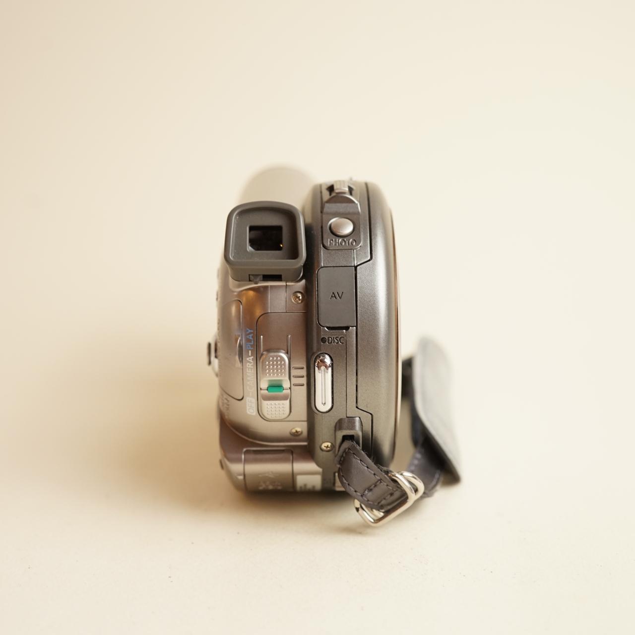 Canon DC20 Mini DVD Camcorder | Camcorder | Tested & Working | Silver