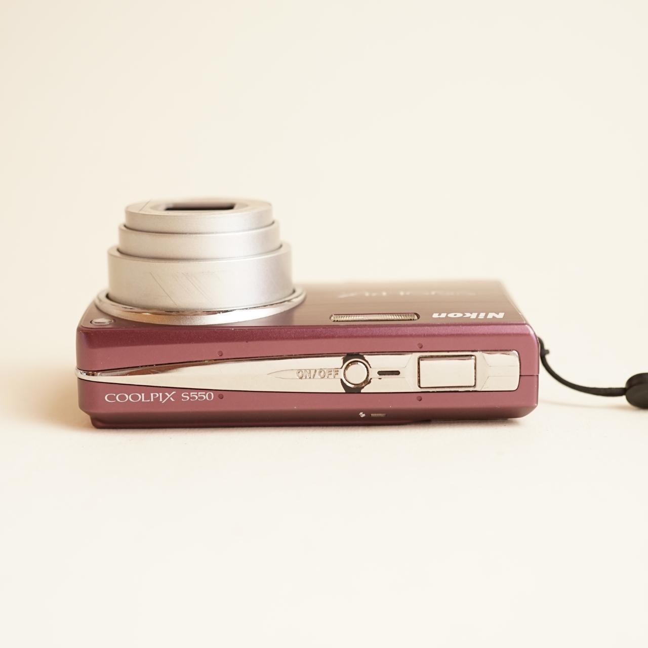 Nikon Coolpix S550 Digital Camera | 10.0MP | Tested & Working | Maroon