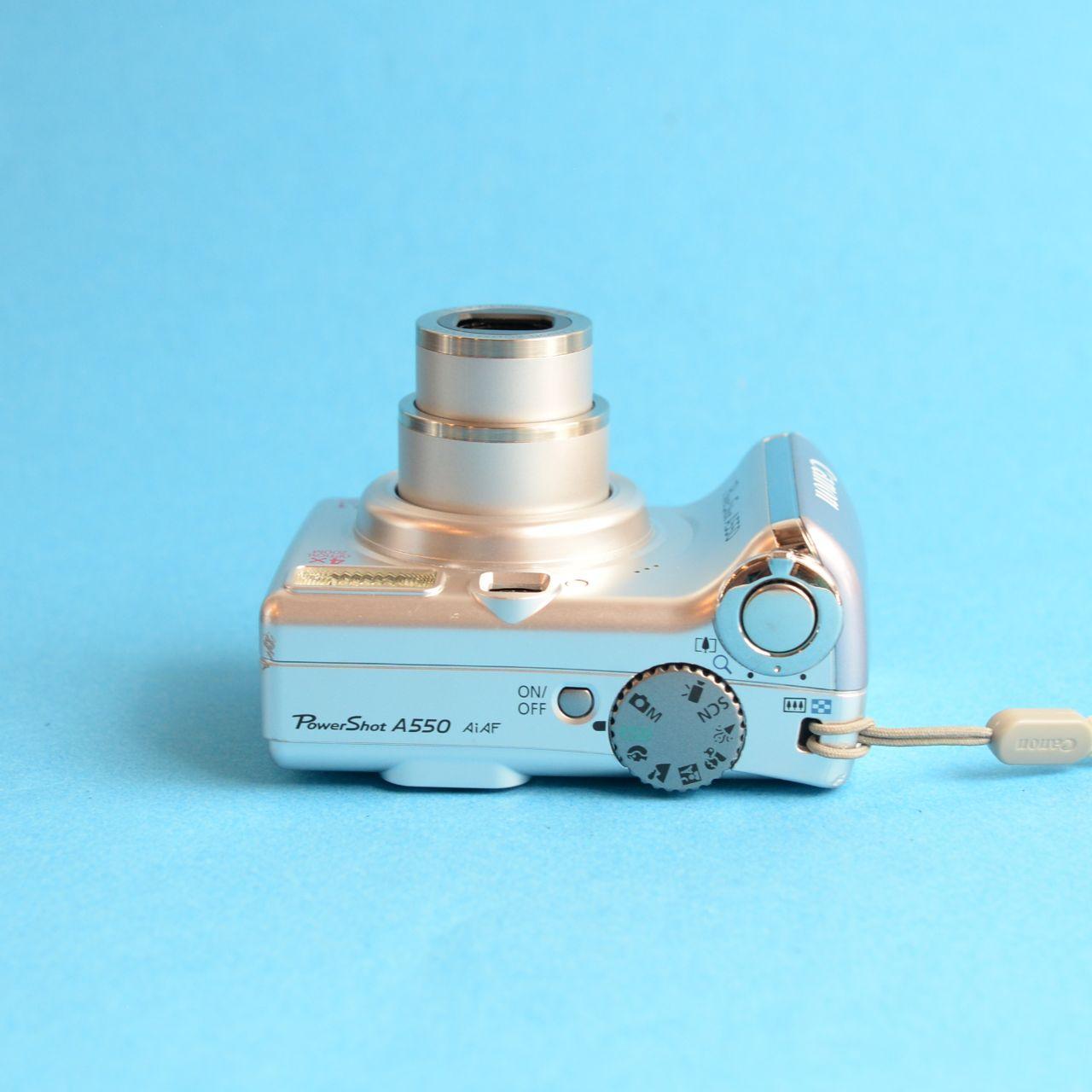 Canon PowerShot A550 Digital Camera | 7.1MP | Tested & Working | Silver