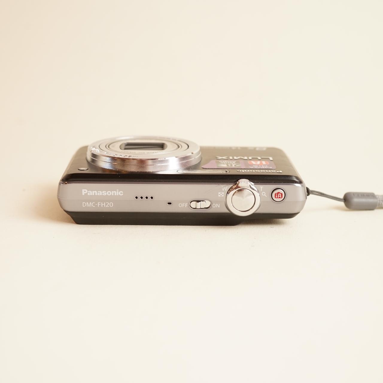 Panasonic Lumix DMC-FH20 Digital Camera | 14MP | Tested & Working | Black