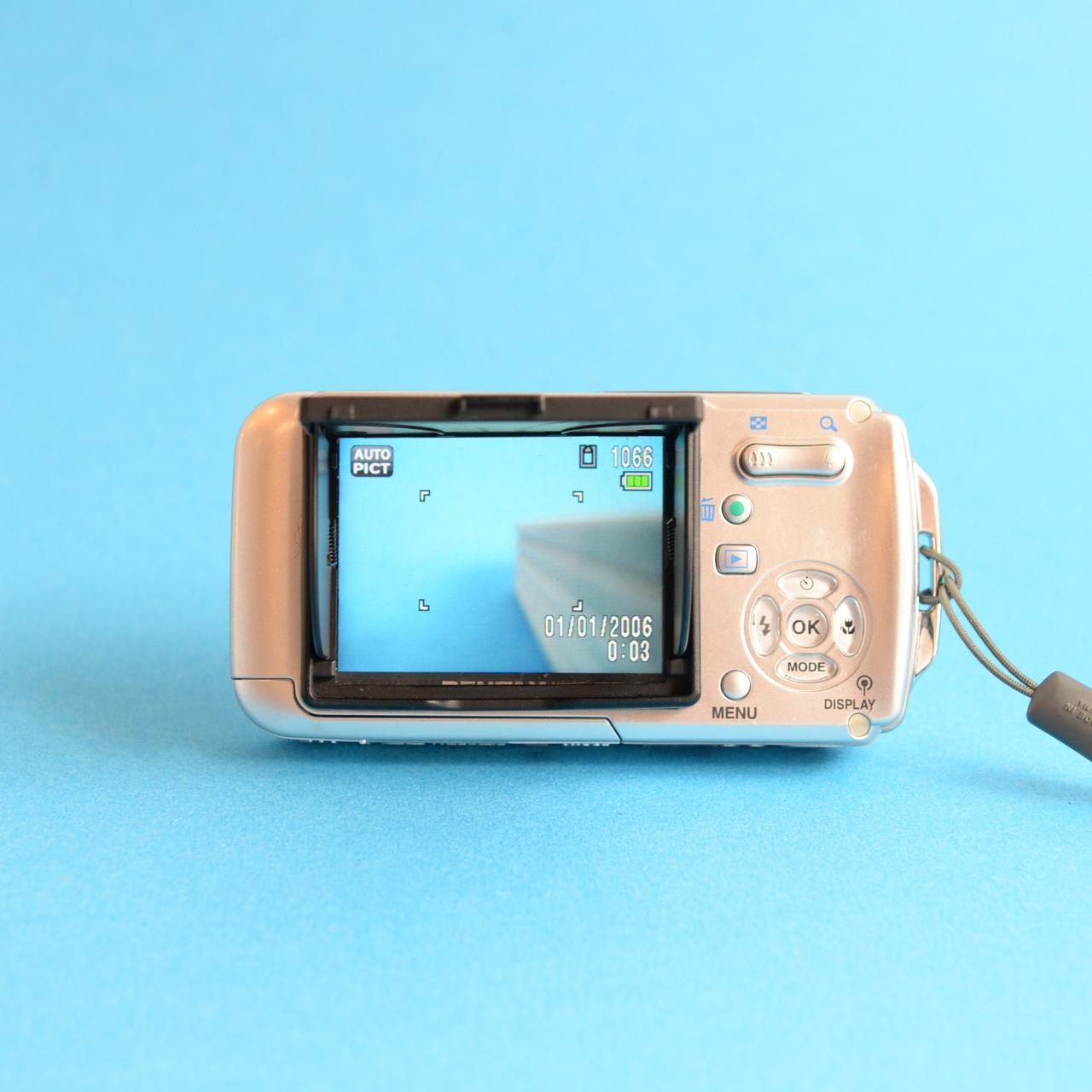 Pentax Optio W20 Digital Camera | 7MP | Tested & Working | Silver